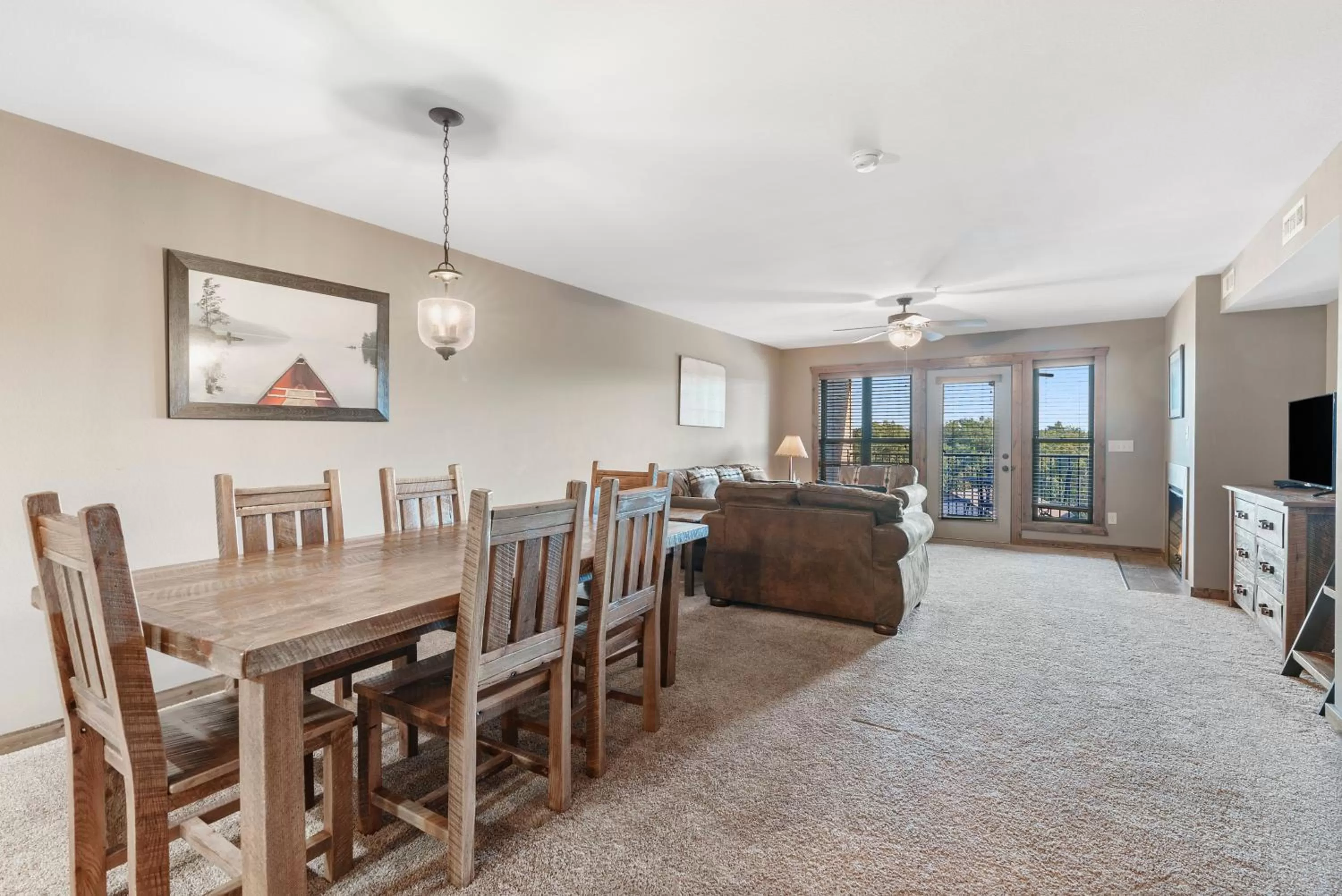 Living room in Table Rock Resorts at Indian Point