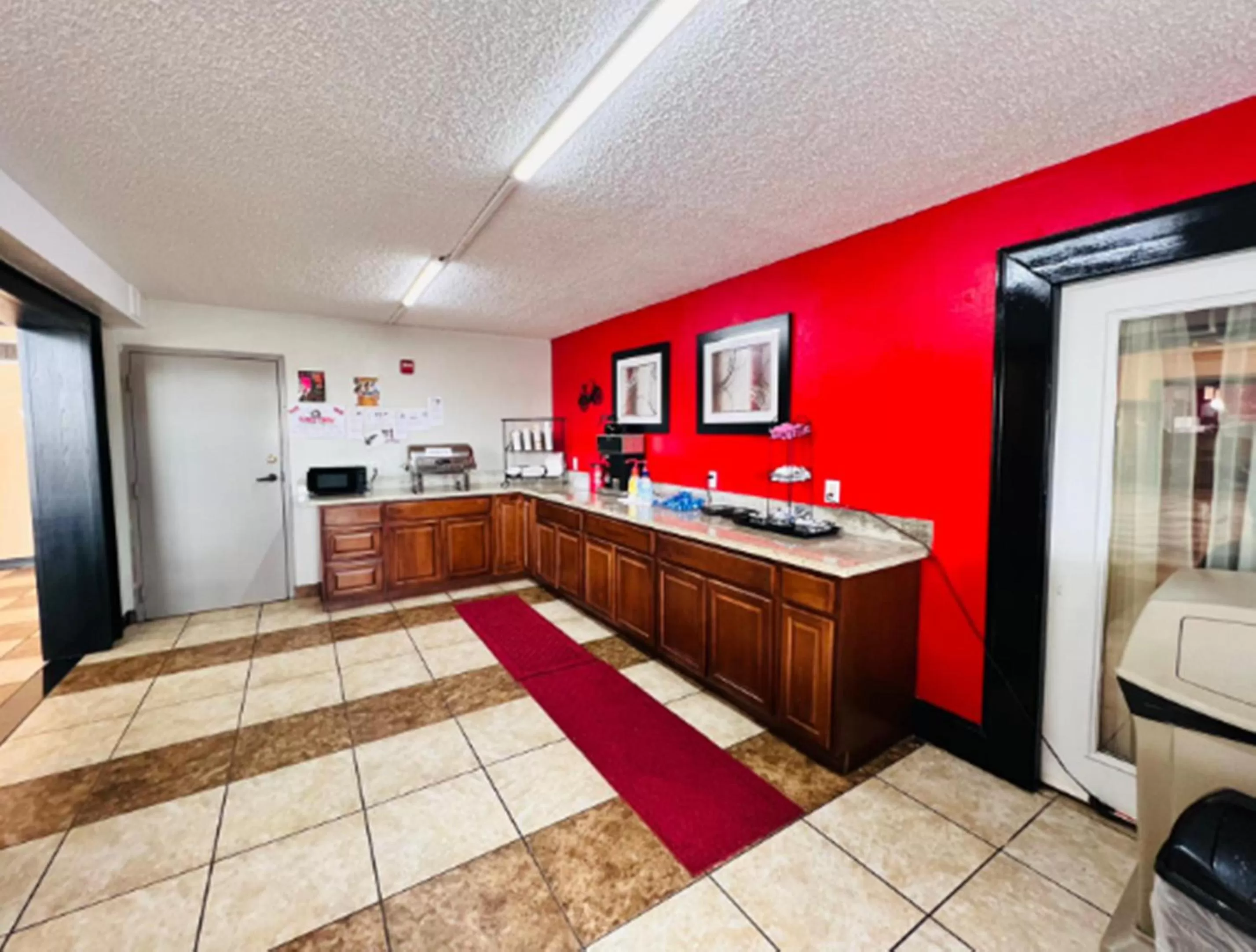 Breakfast in Econo Lodge Ardmore