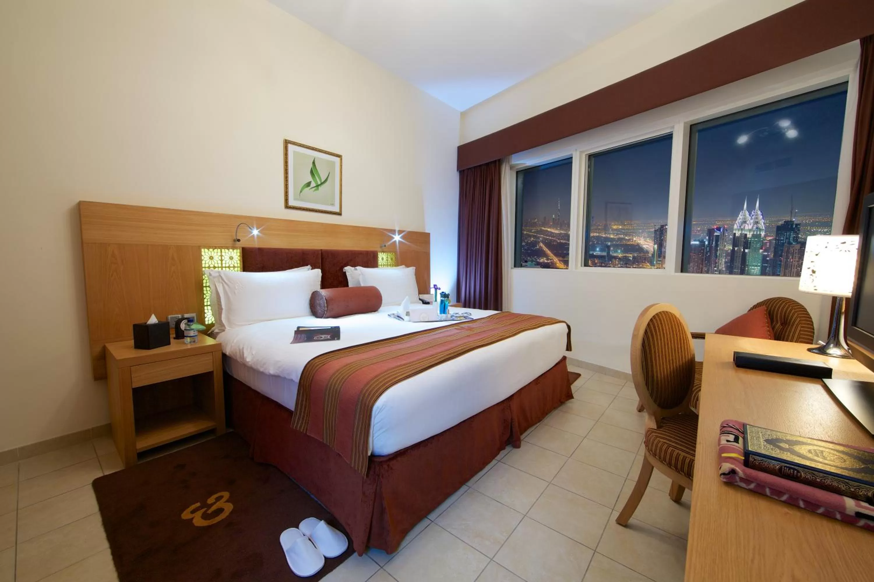 Photo of the whole room, Bed in Tamani Marina Hotel & Apartments