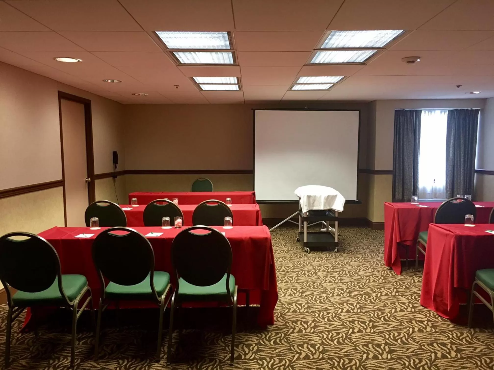 Banquet/Function facilities in Quality Hotel Philadelphia Airport
