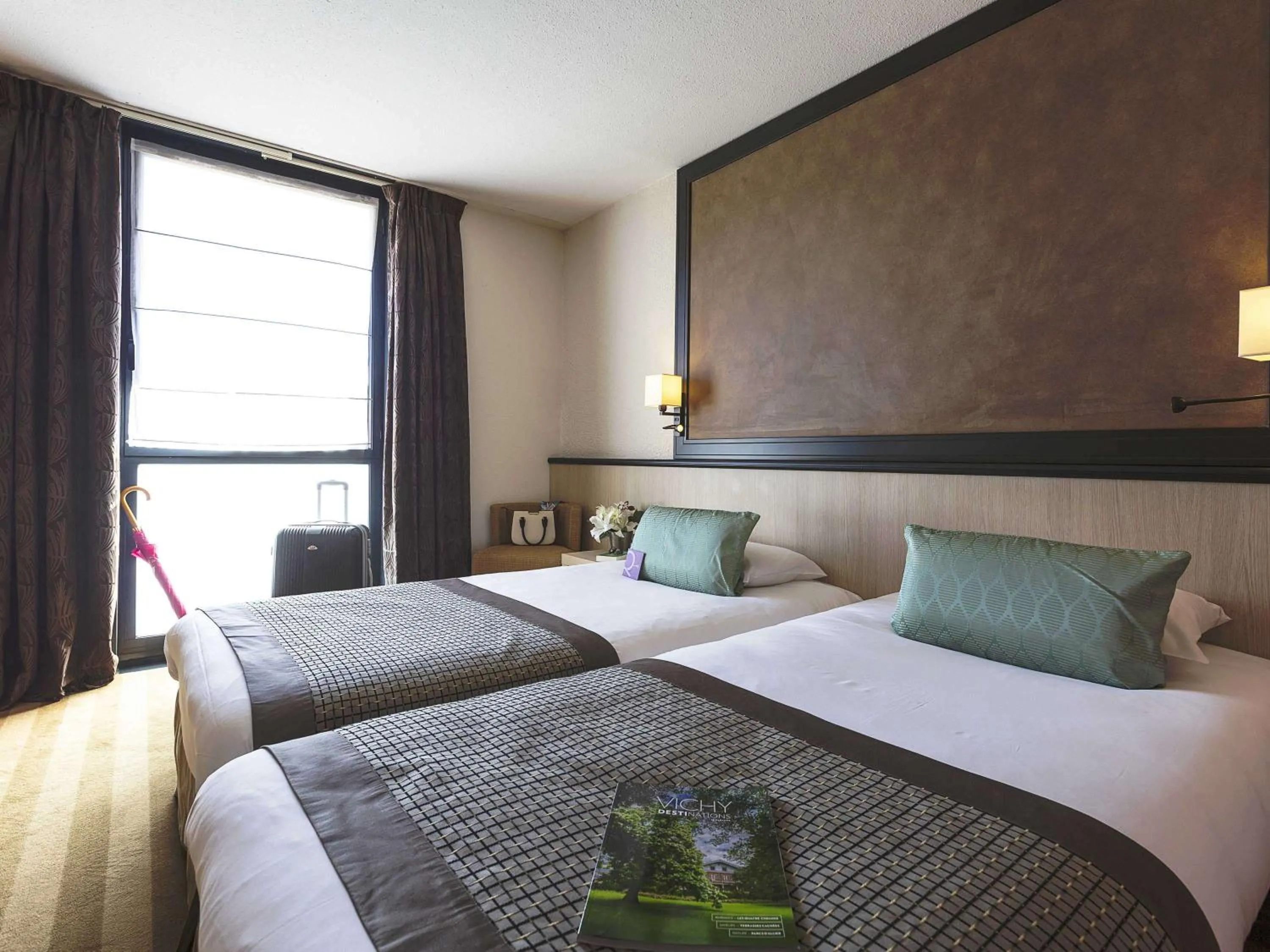 Photo of the whole room, Bed in Mercure Vichy Thermalia