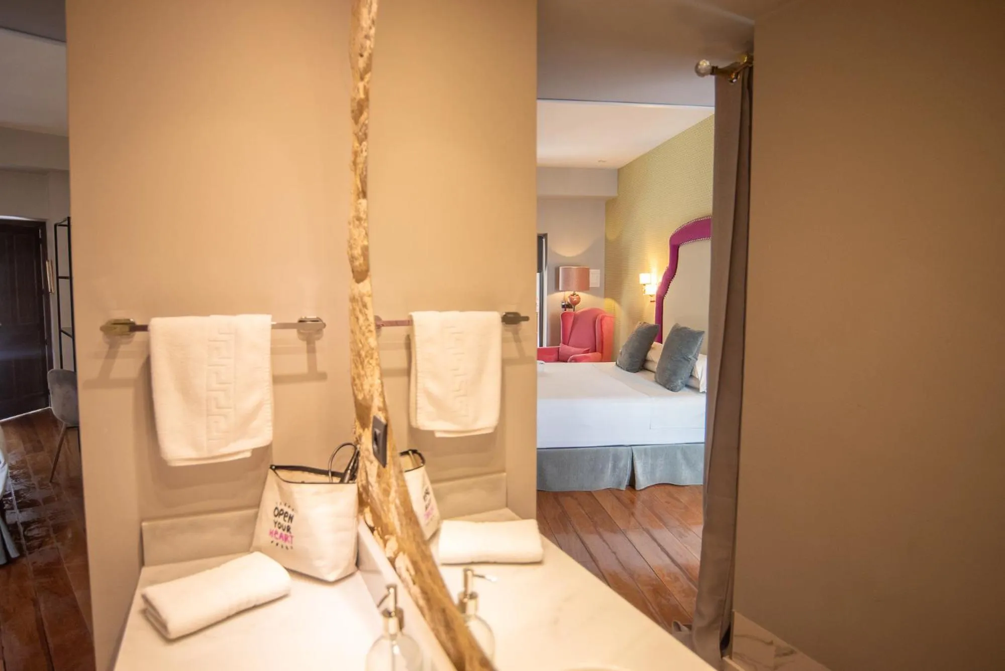 Bed in Hotel Don Juan Boutique