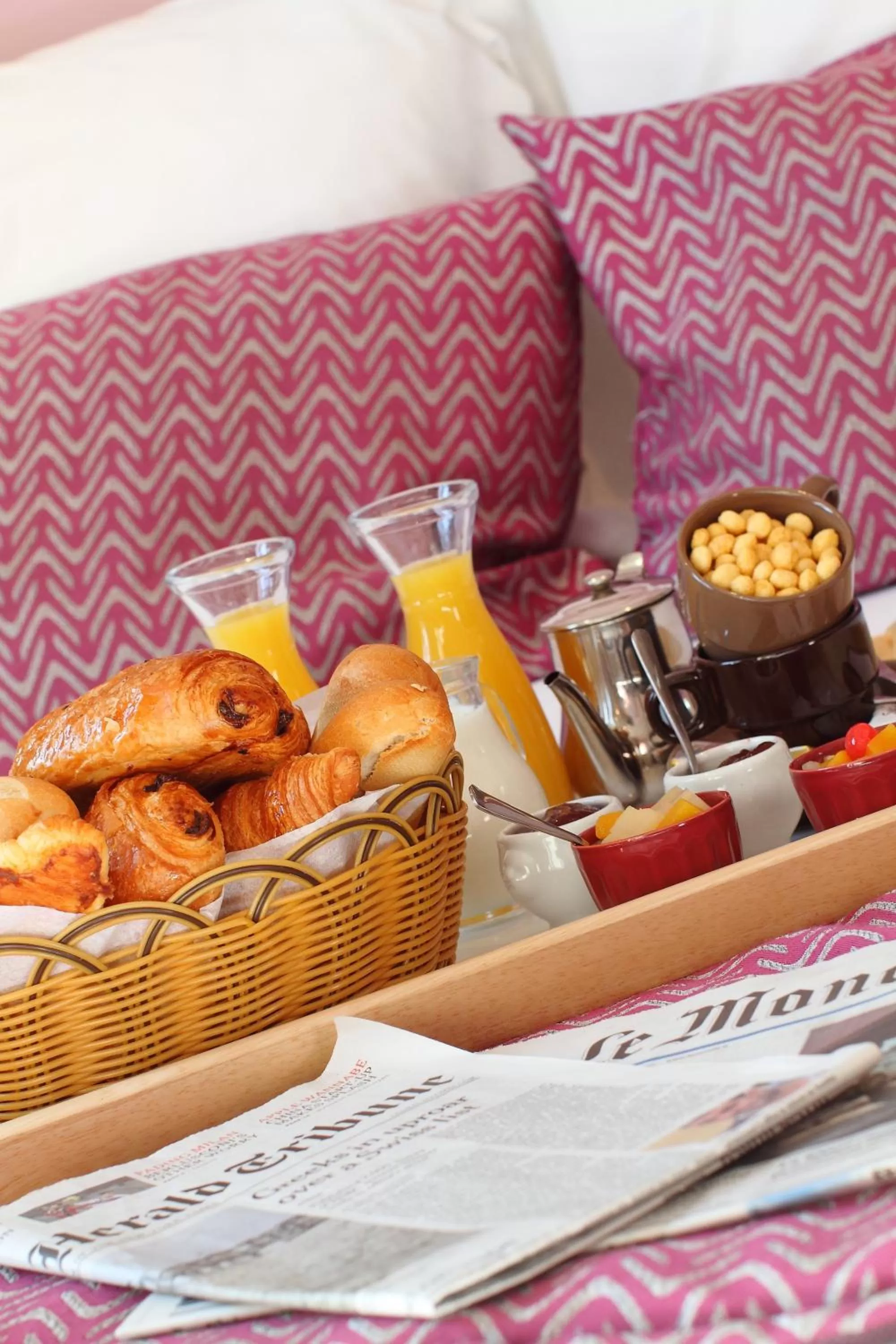 Continental breakfast in Pink Hotel