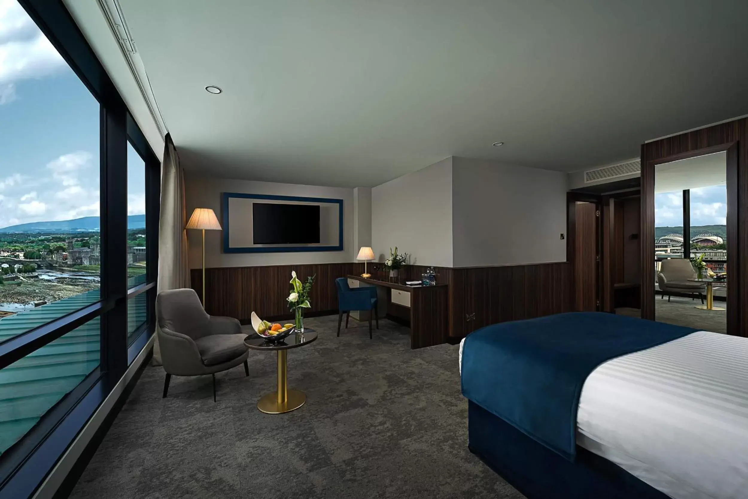 Executive King Room in The Savoy Hotel Executive King Room in The Savoy Hotel