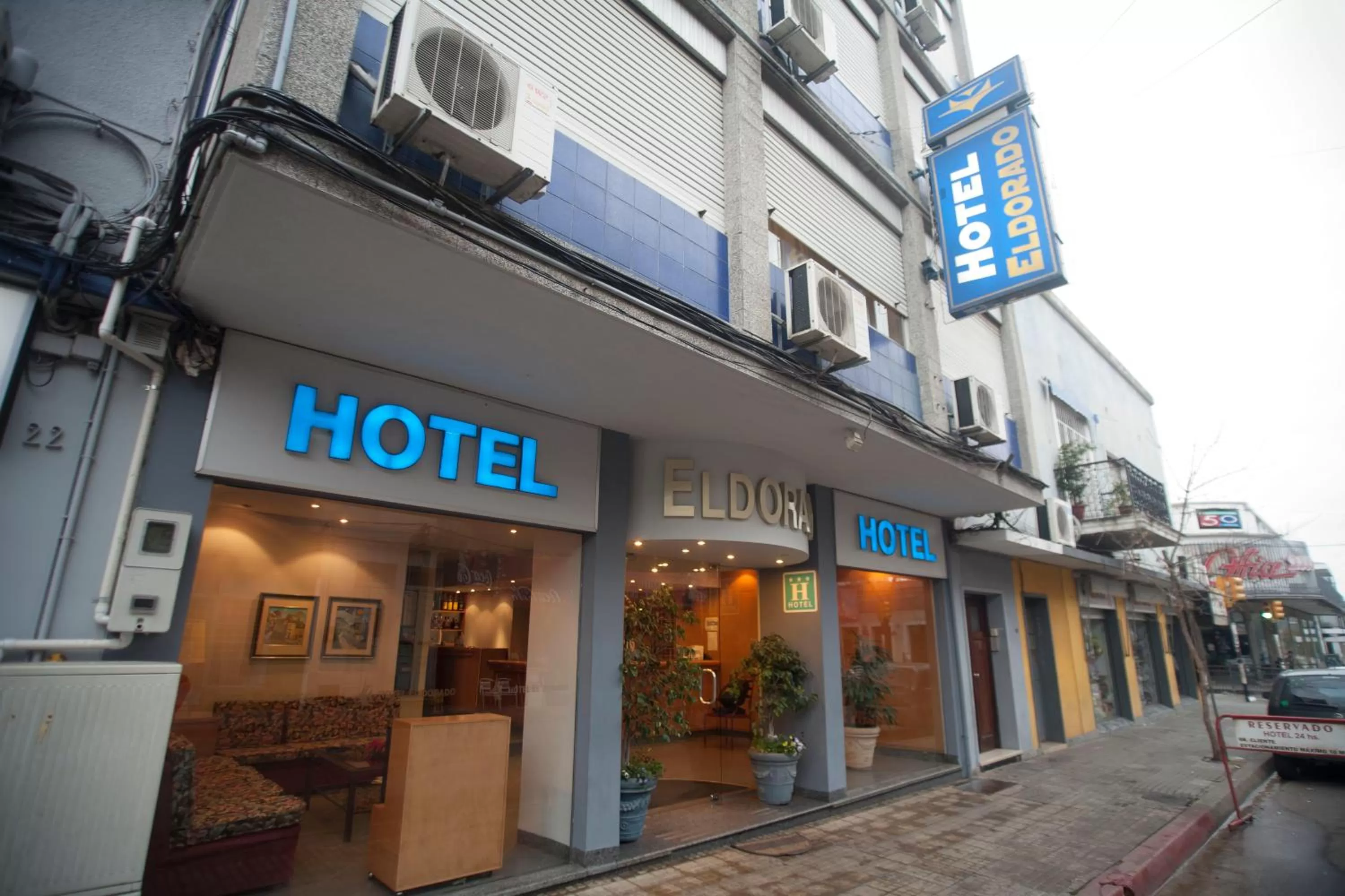 Facade/entrance in Hotel Eldorado