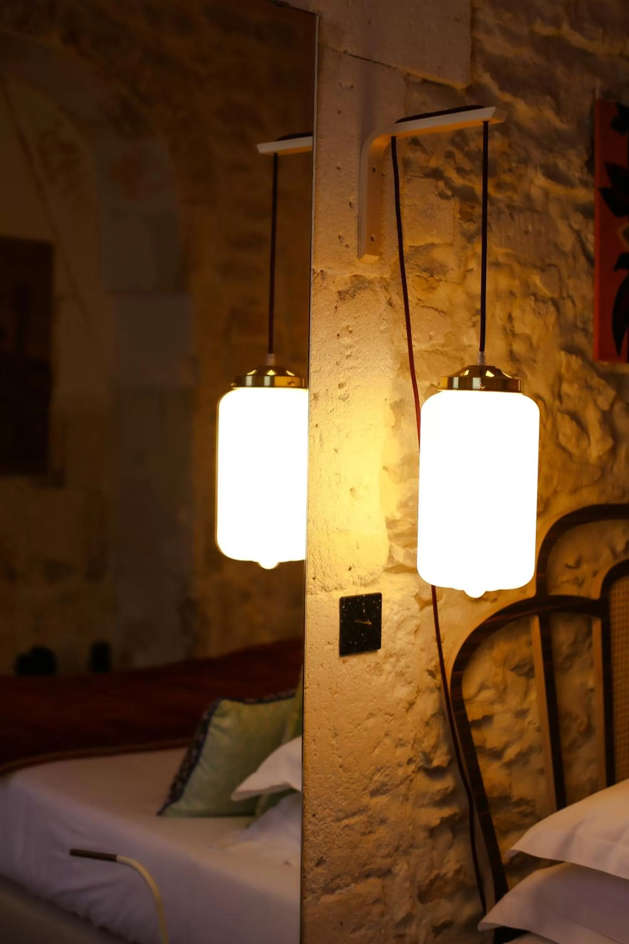 Bed in Le petit hotel