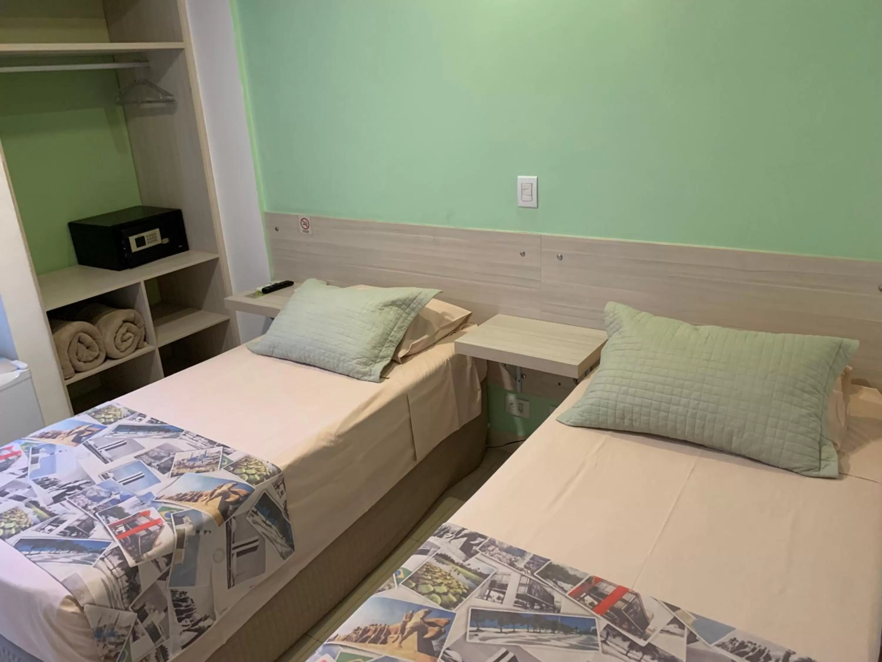 Bed in Grand Hotel Guarujá - A sua Melhor Experiência Beira Mar na Praia!