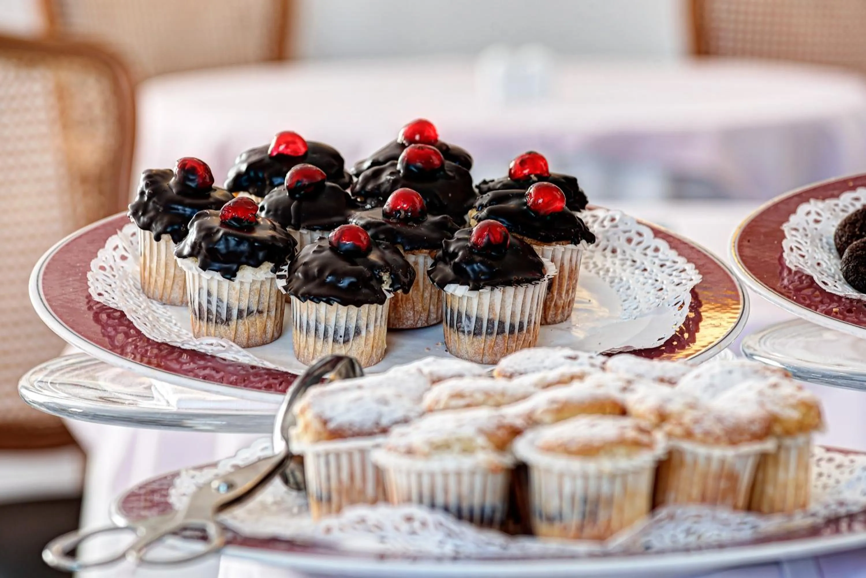American breakfast in Hotel Caravel