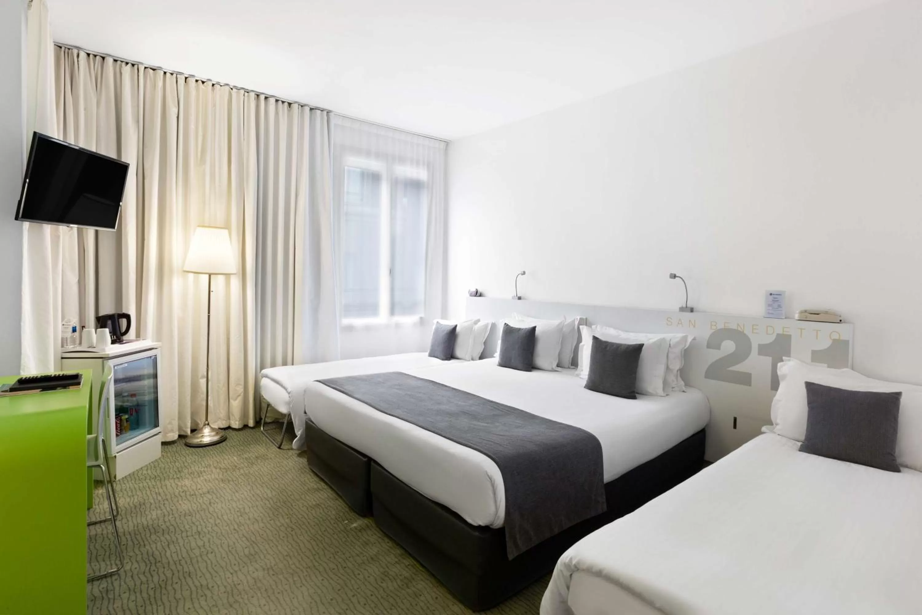 Bed in Best Western Hotel San Benedetto