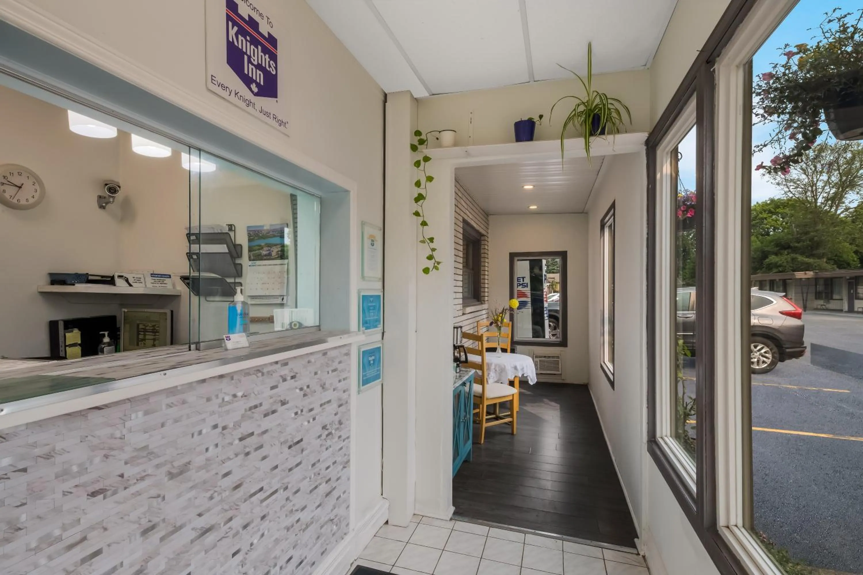 Lobby or reception in Knights Inn Burlington