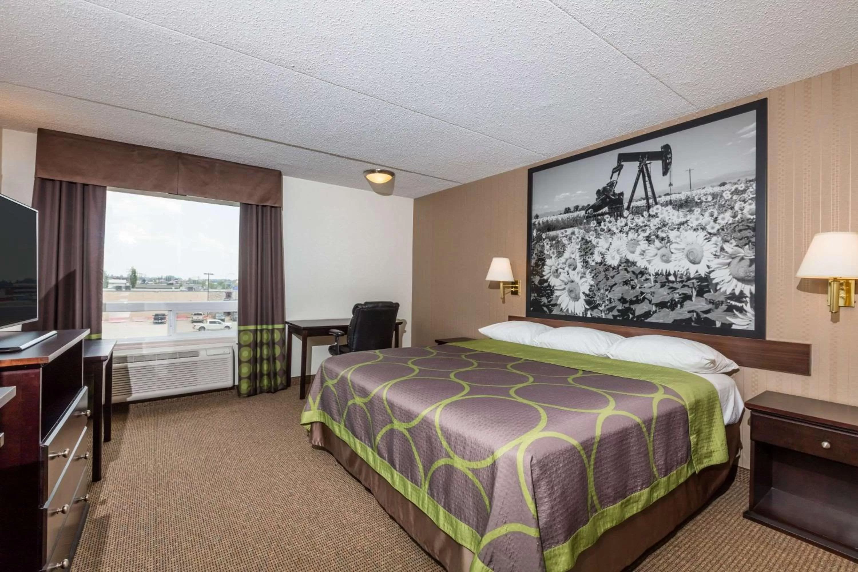 On site, Bed in Super 8 by Wyndham Edson