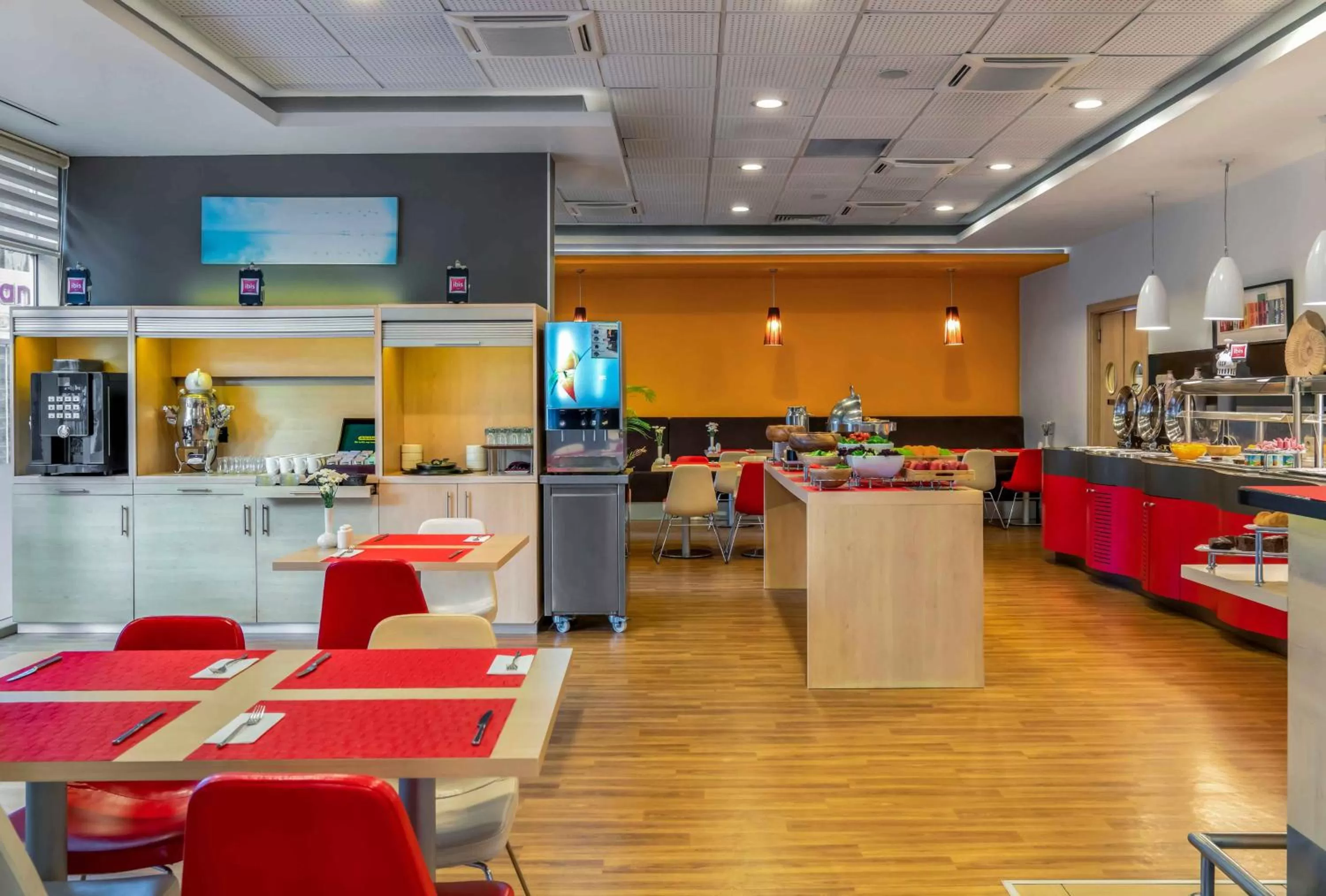 Food and drinks in Ibis Izmir Alsancak