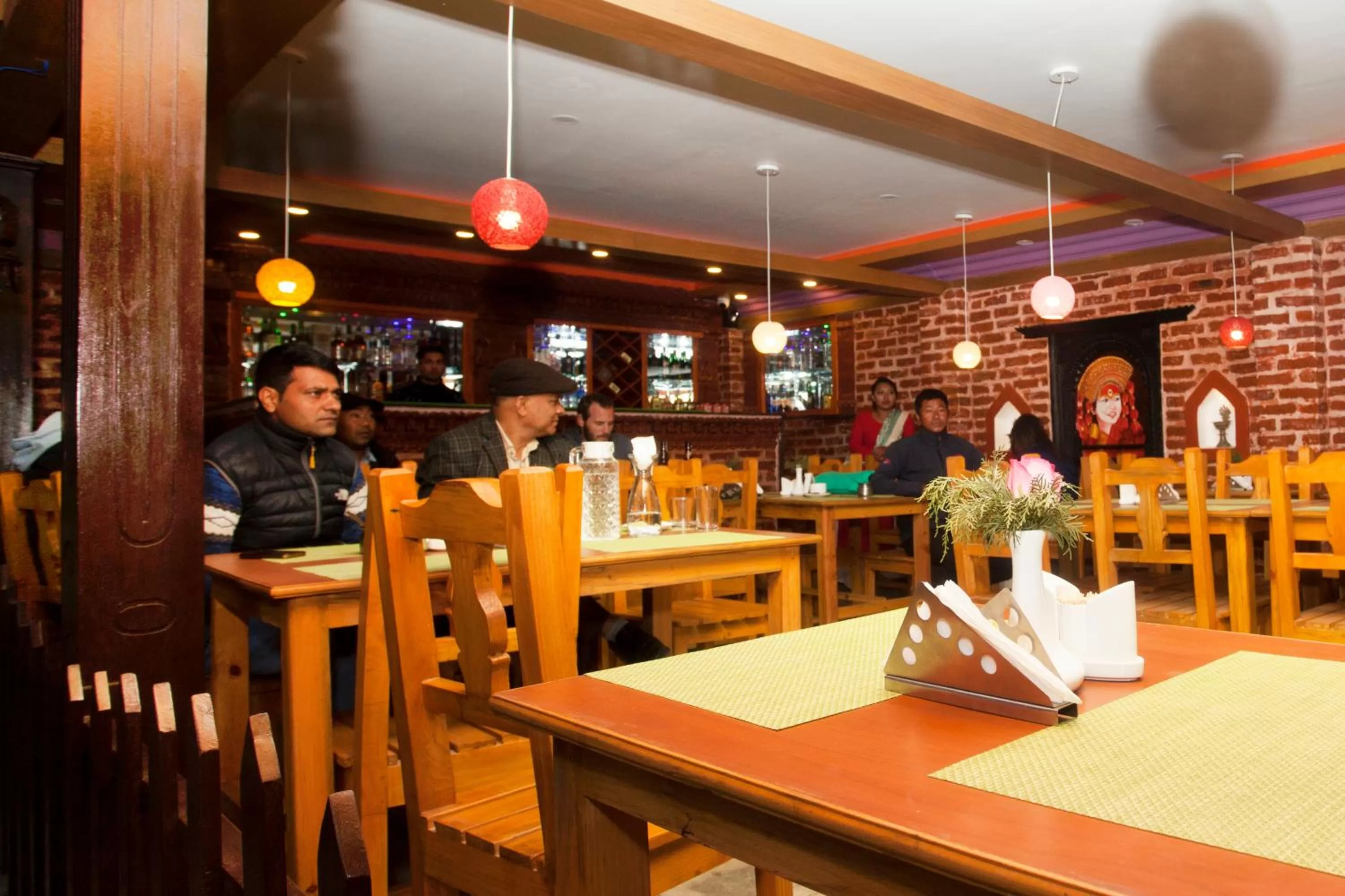 Restaurant/places to eat in Hotel Green Horizon