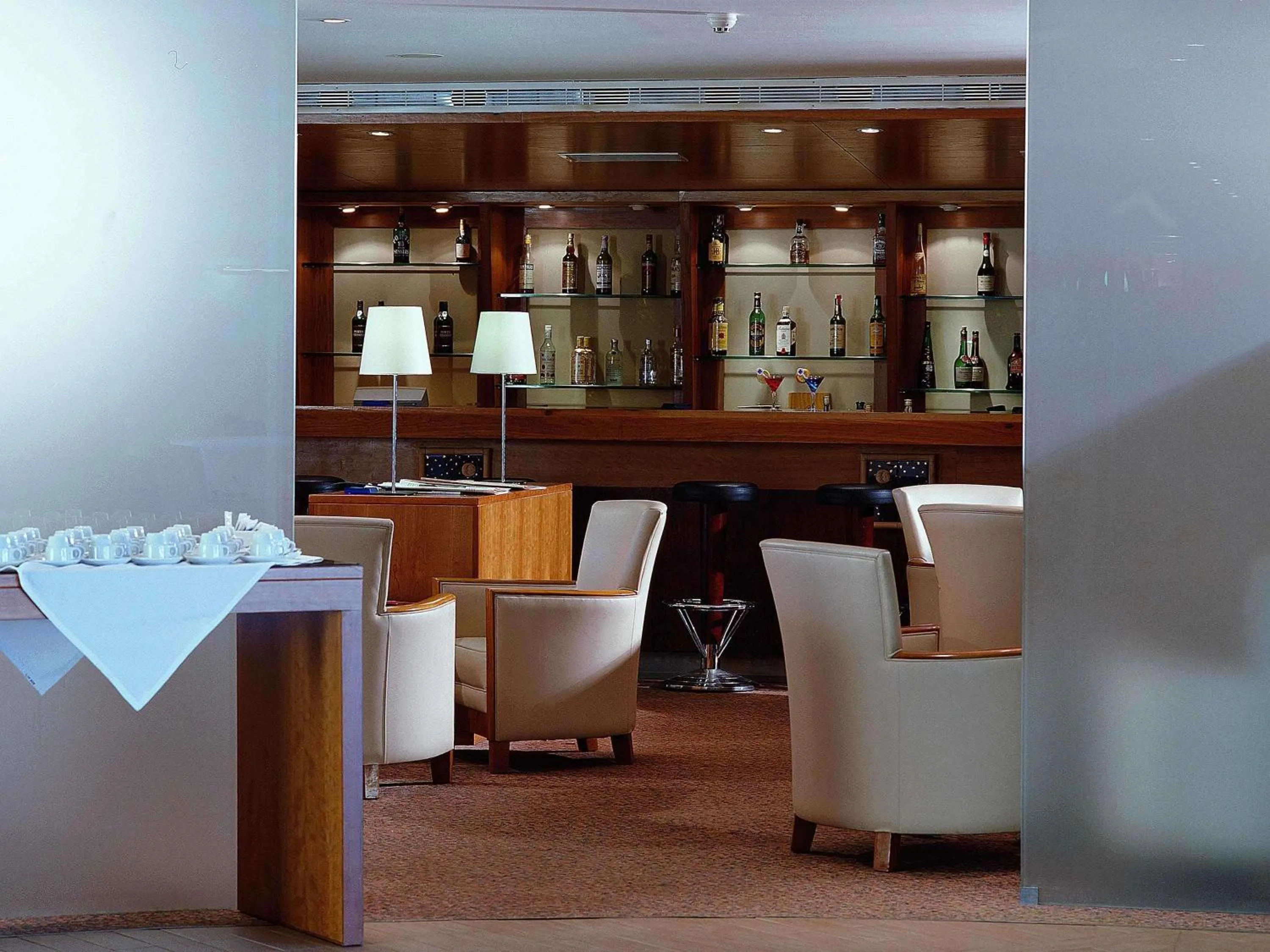 Lounge or bar in Novotel Porto Gaia