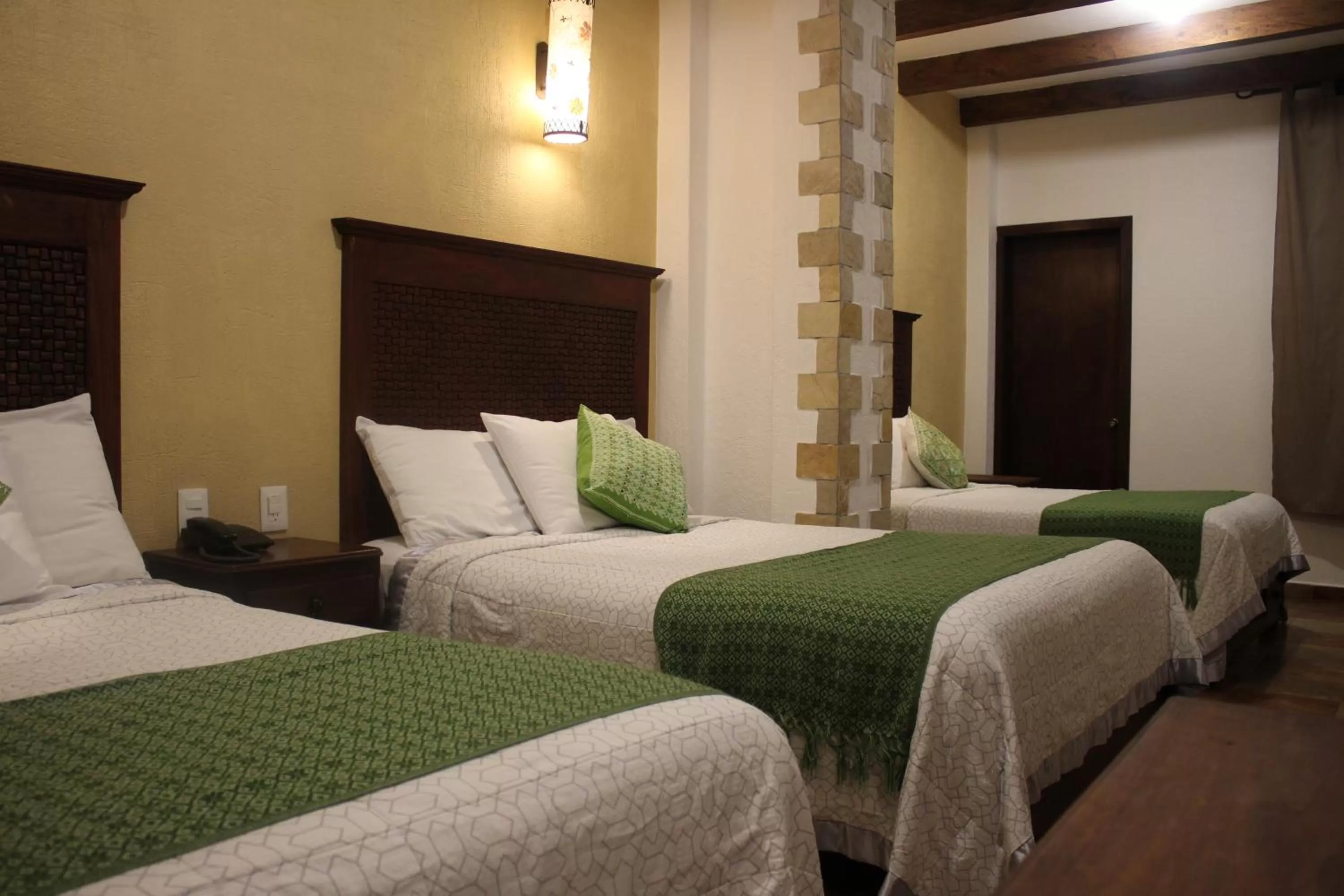 Bed in Hotel Na´Lum