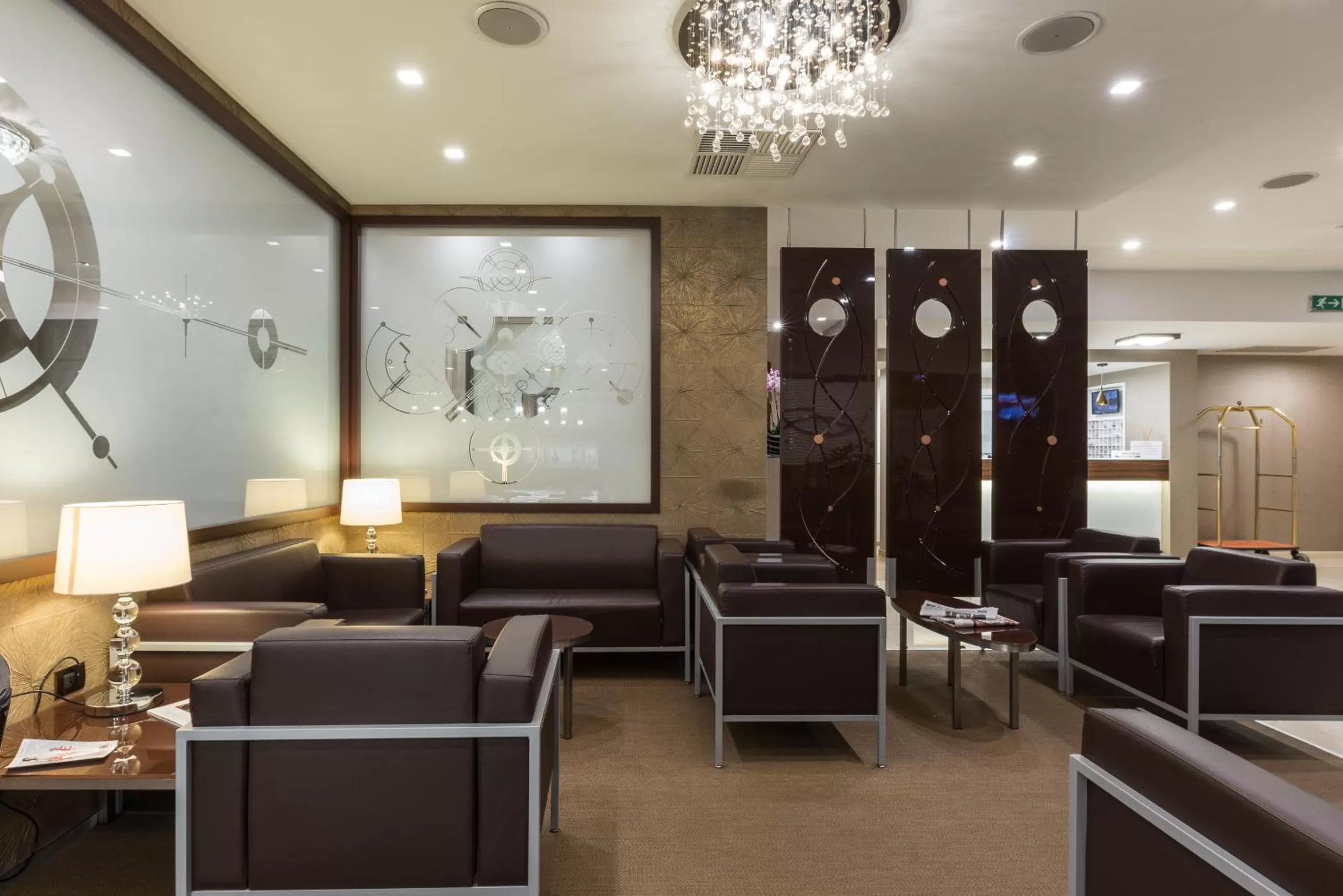 Restaurant/places to eat in Magri's Hotel