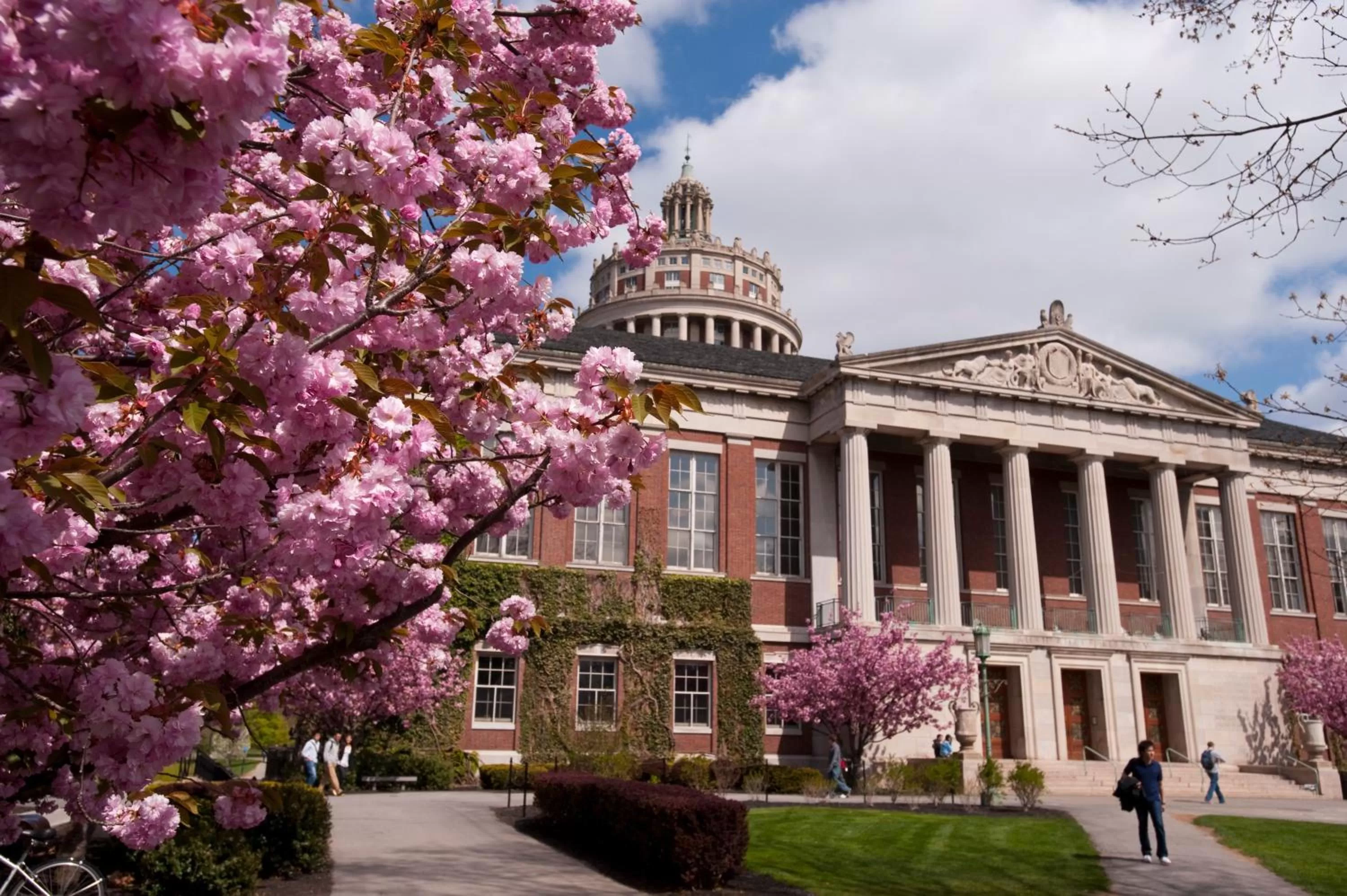 Nearby landmark in Staybridge Suites Rochester University by IHG