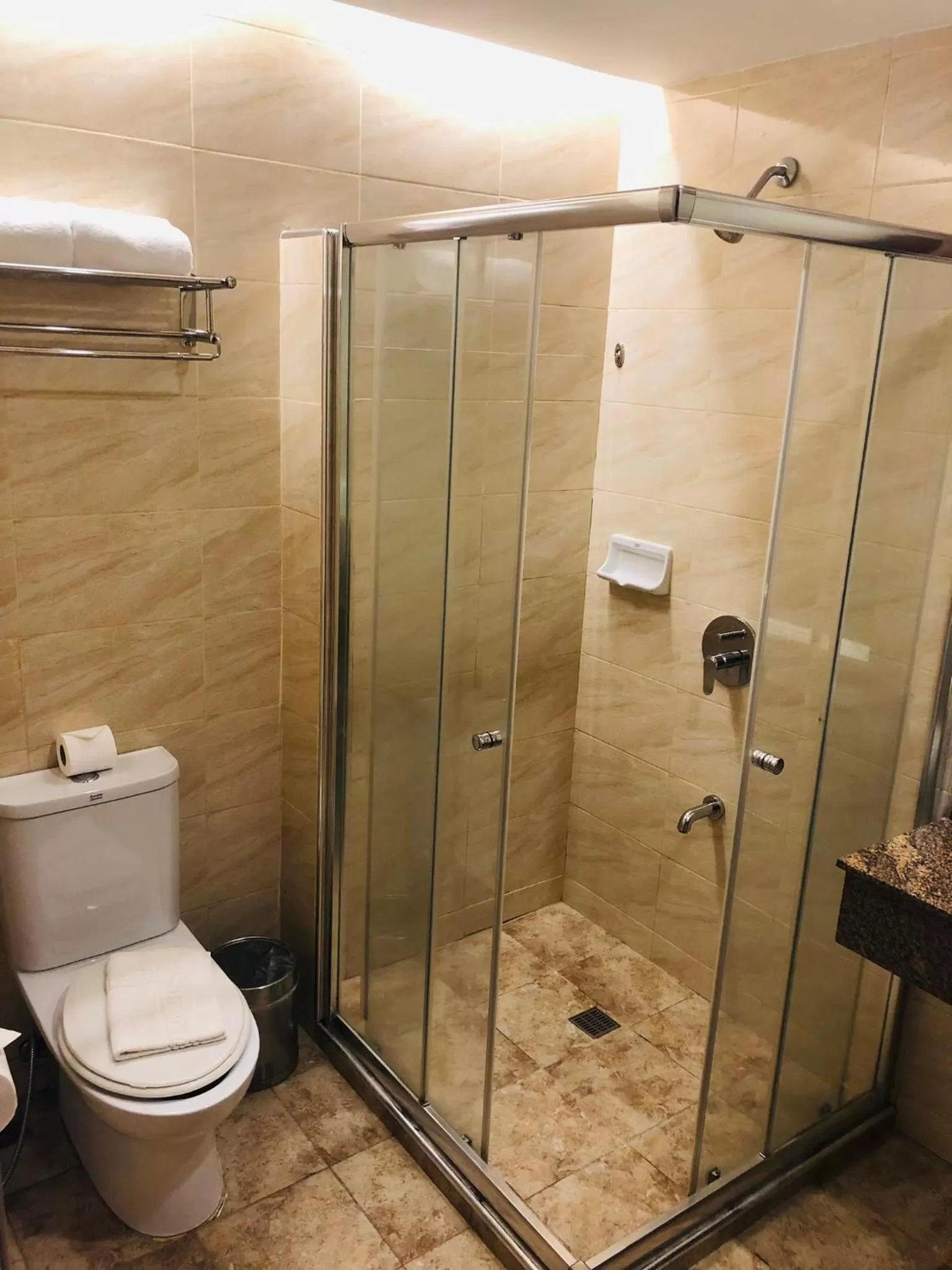 Shower in MO2 Lagoon Coron