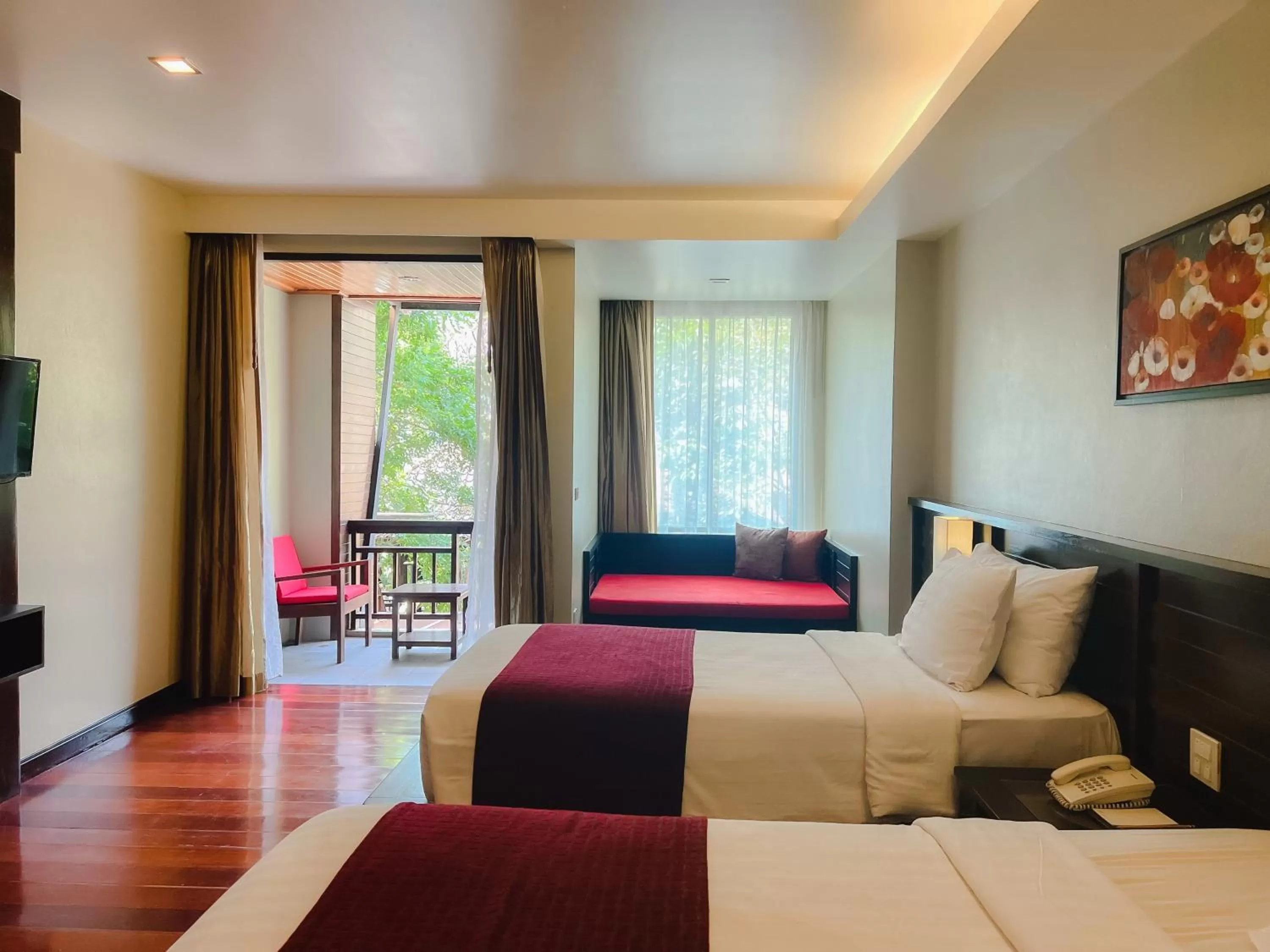 Bed in Aonang Phu Pi Maan Resort & Spa