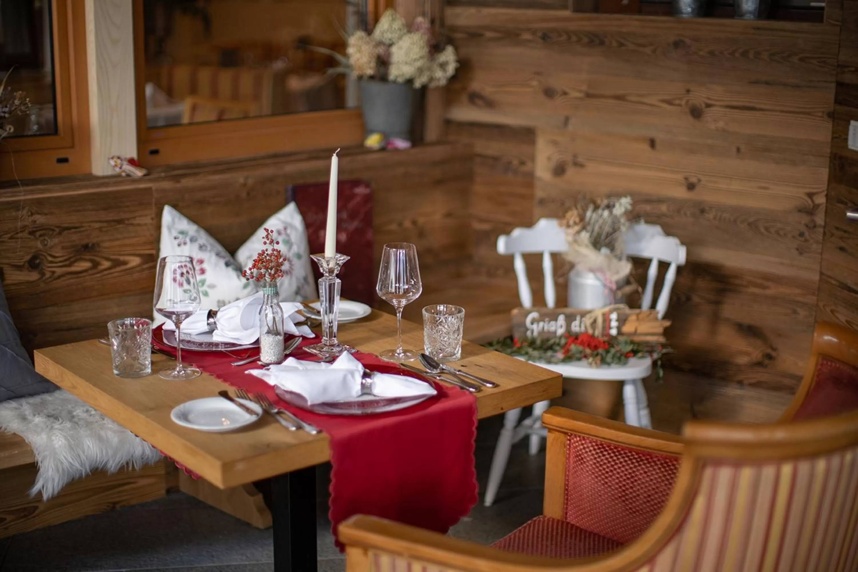 Restaurant/places to eat in Superior Sport und Familienresort Alpenblick