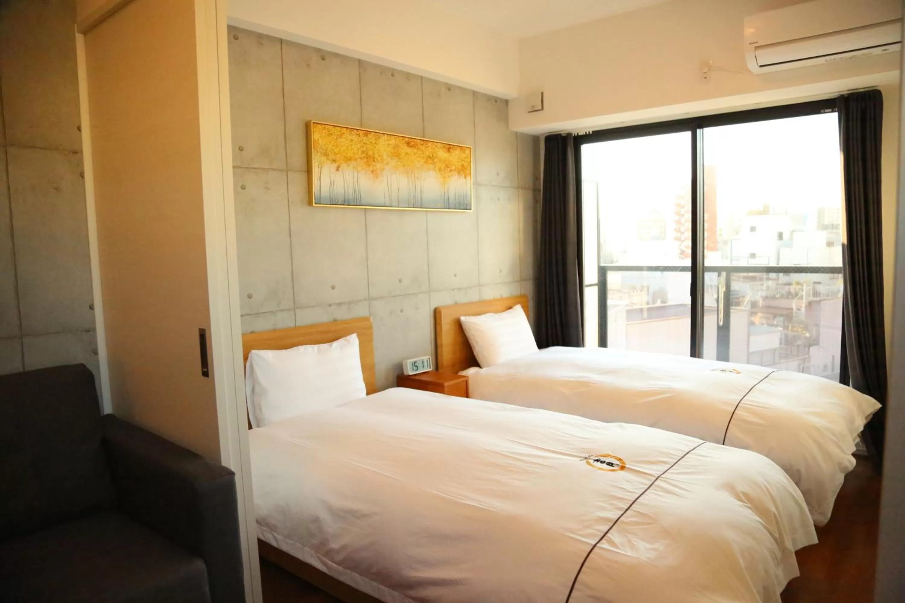 Bedroom, Bed in Yoshitsuki kaku - Yoshitsuki Apart Hotel