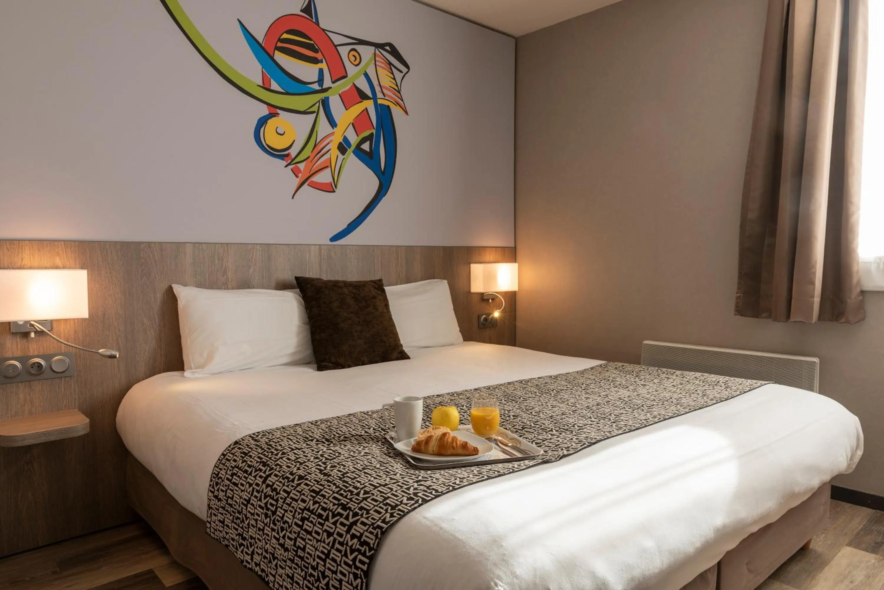 Bed in The Originals City, Hôtel La Terrasse, Tours Nord