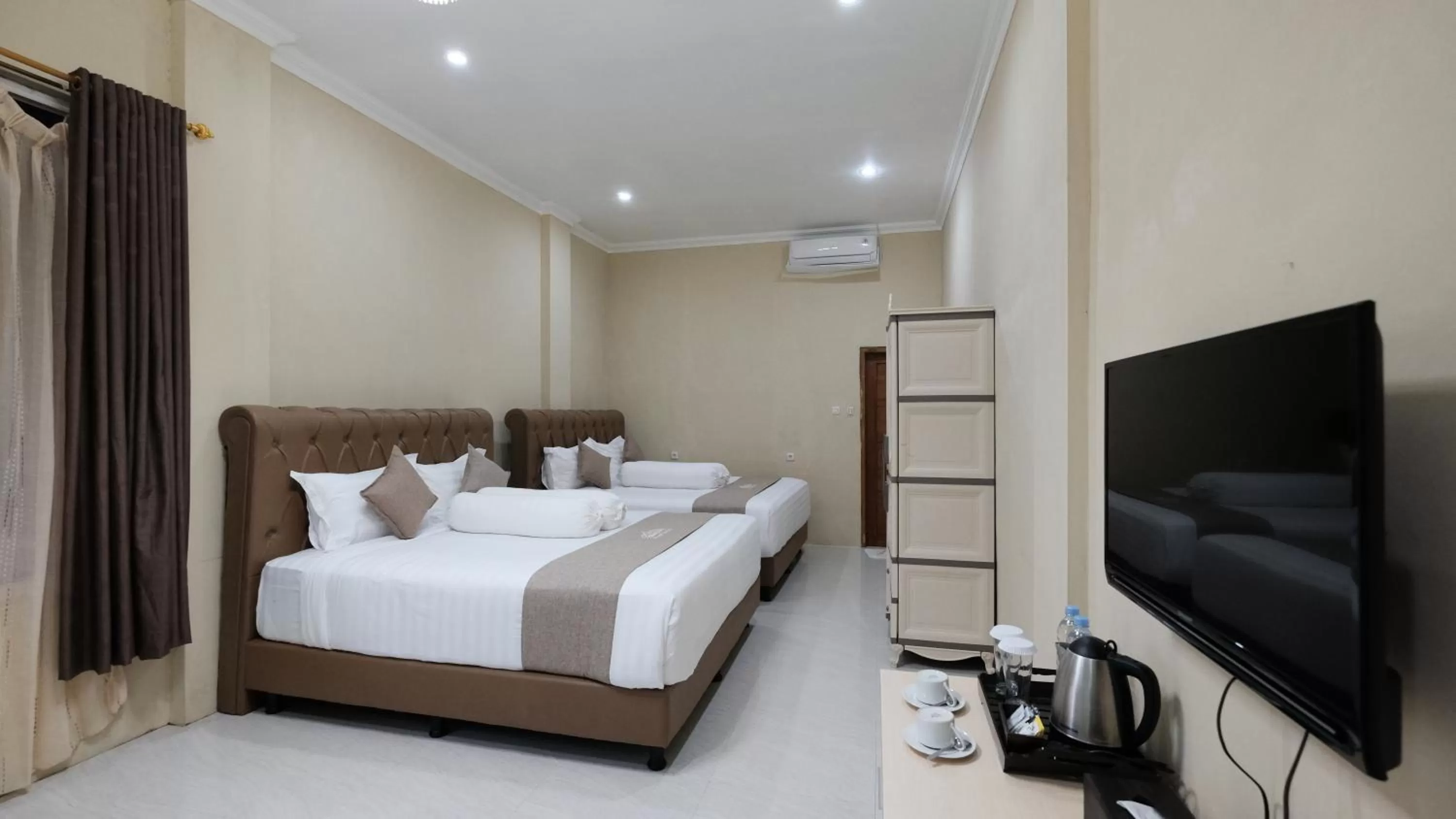 Bed in Bukit Indah Doda Hotel & Resorts