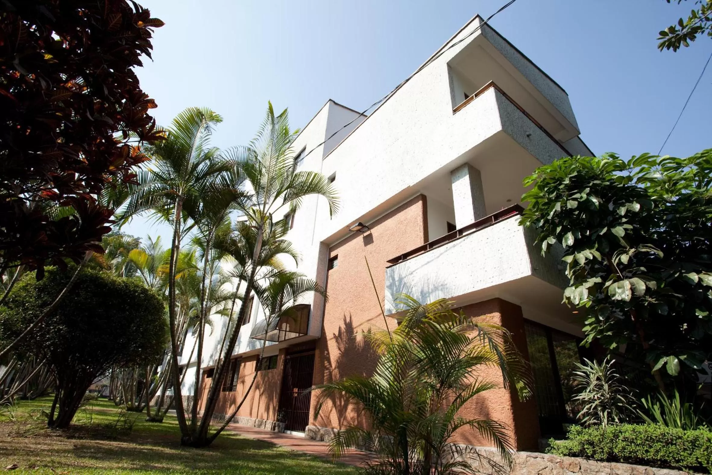 Facade/entrance in Casa Rosales