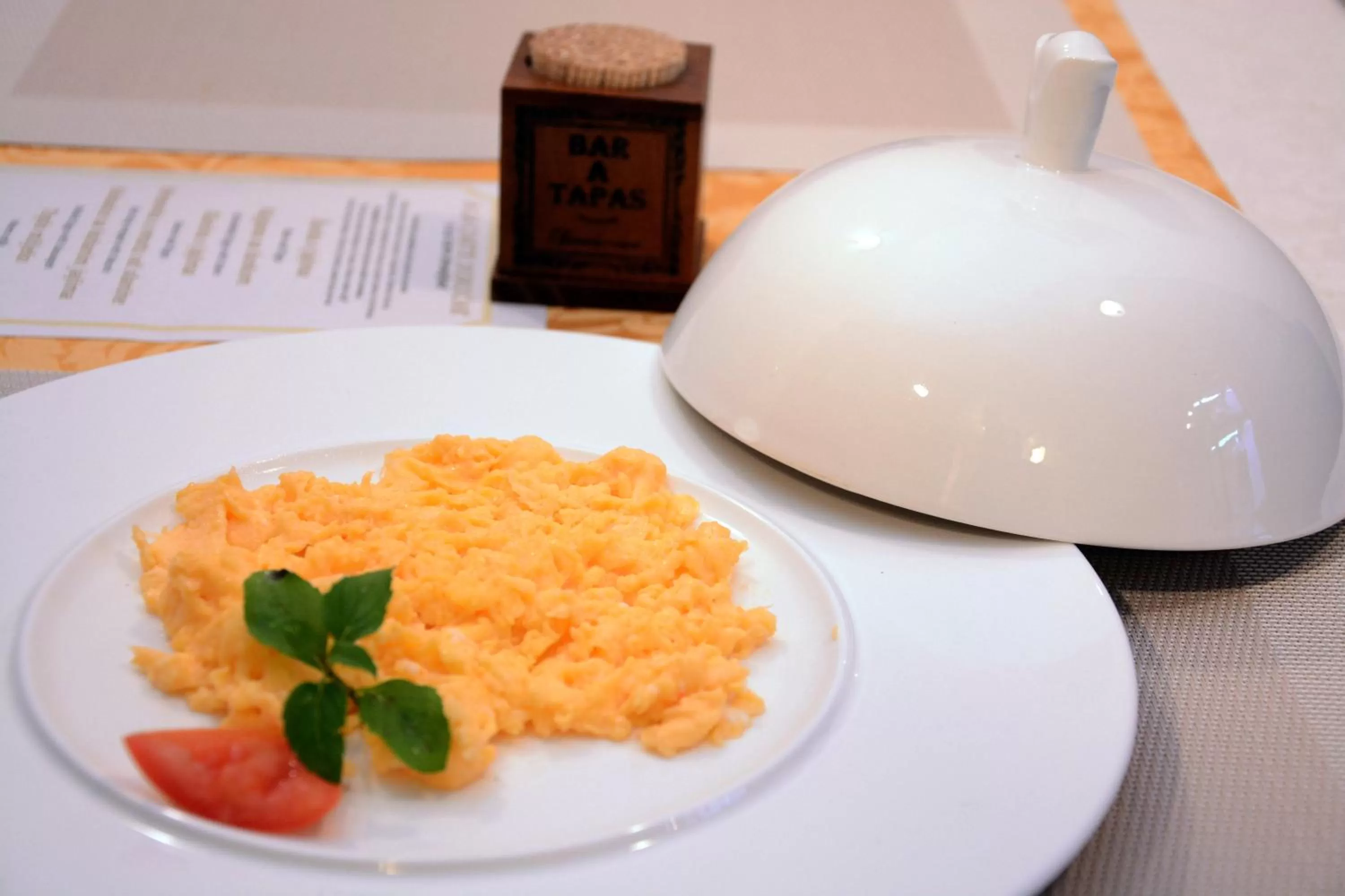 Dining area in Arbia Dorka Heritage Palace