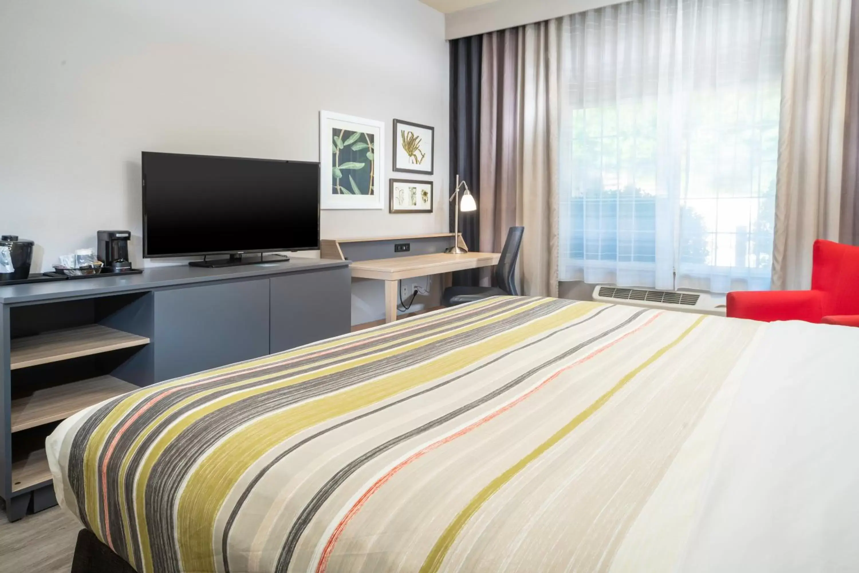 King Room - Disability Access/Non-Smoking in Country Inn & Suites by Radisson, Rocky Mount, NC King Room - Disability Access/Non-Smoking in Country Inn & Suites by Radisson, Rocky Mount, NC