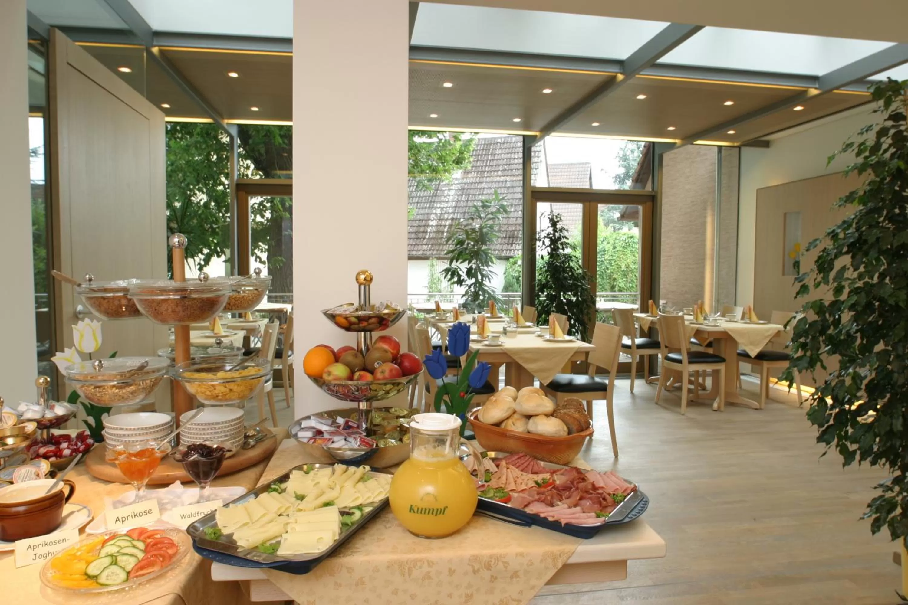 Restaurant/places to eat in Hotel und Gasthof Ritter St. Georg