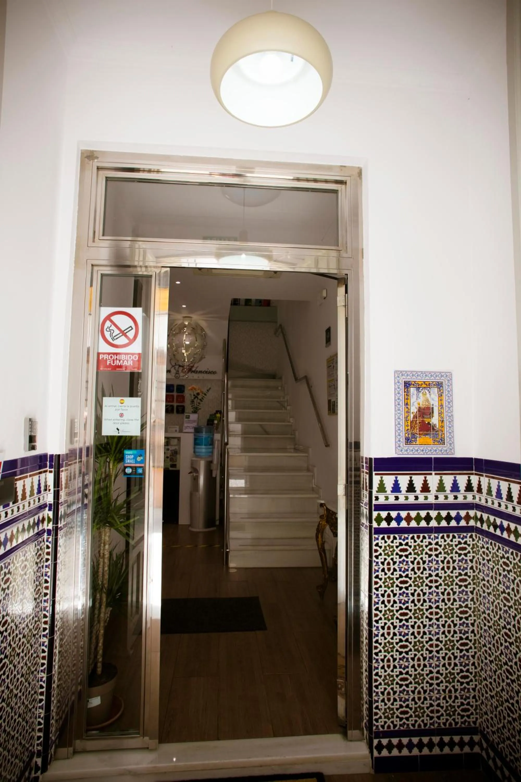 Facade/entrance in Hostal San Francisco