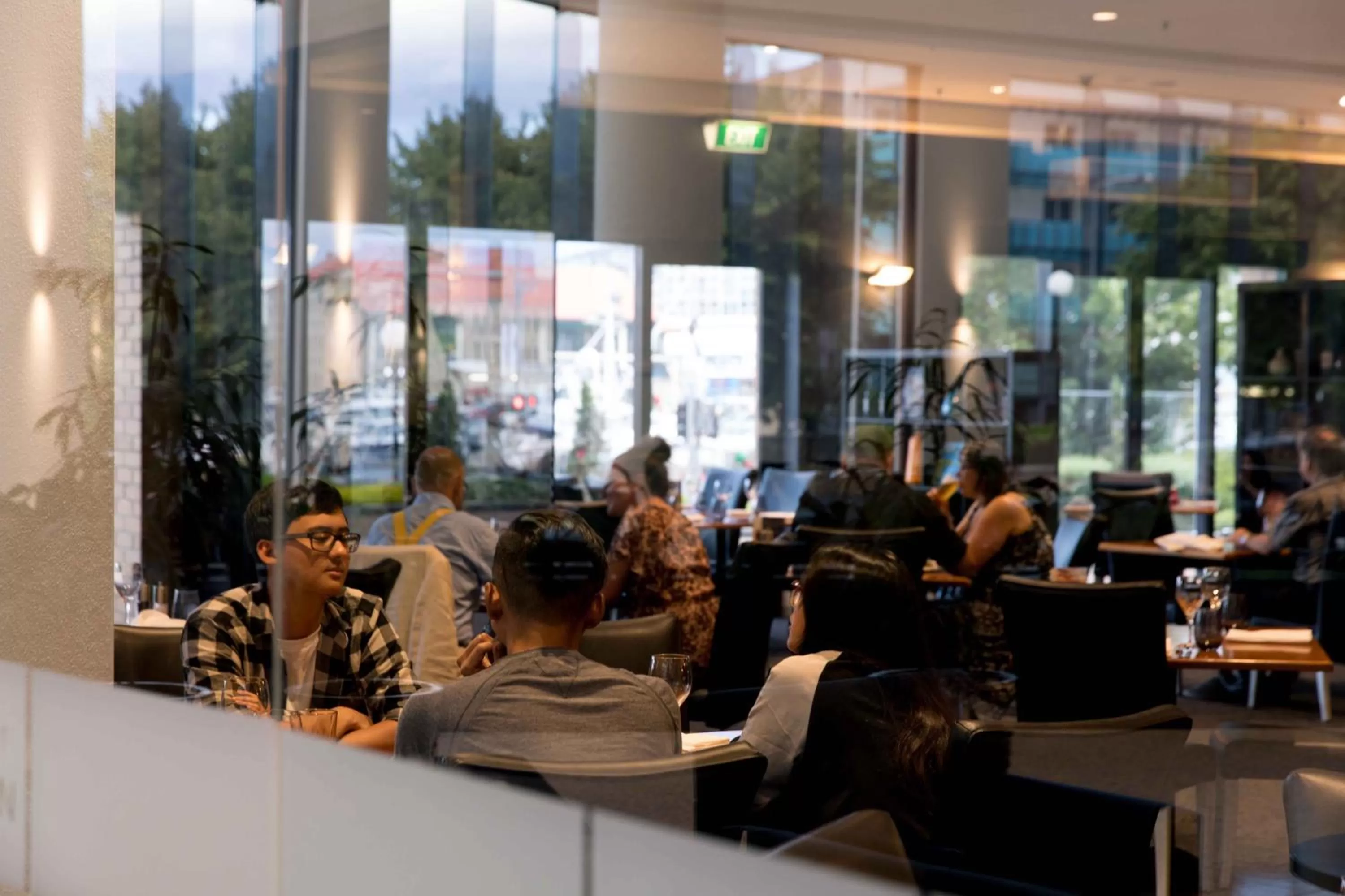 Restaurant/places to eat in Hotel Grand Chancellor Hobart