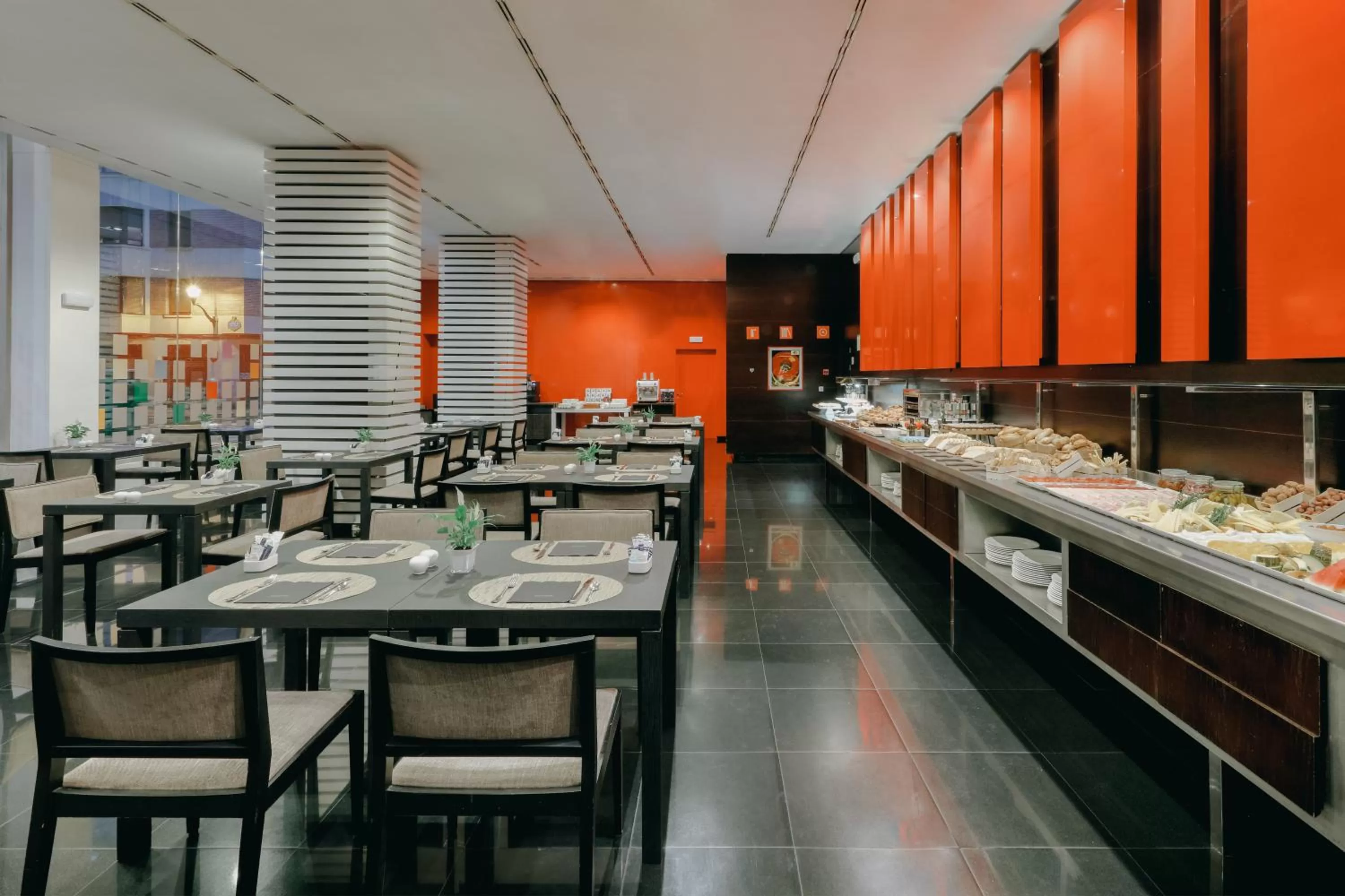 Restaurant/places to eat in Hesperia Bilbao