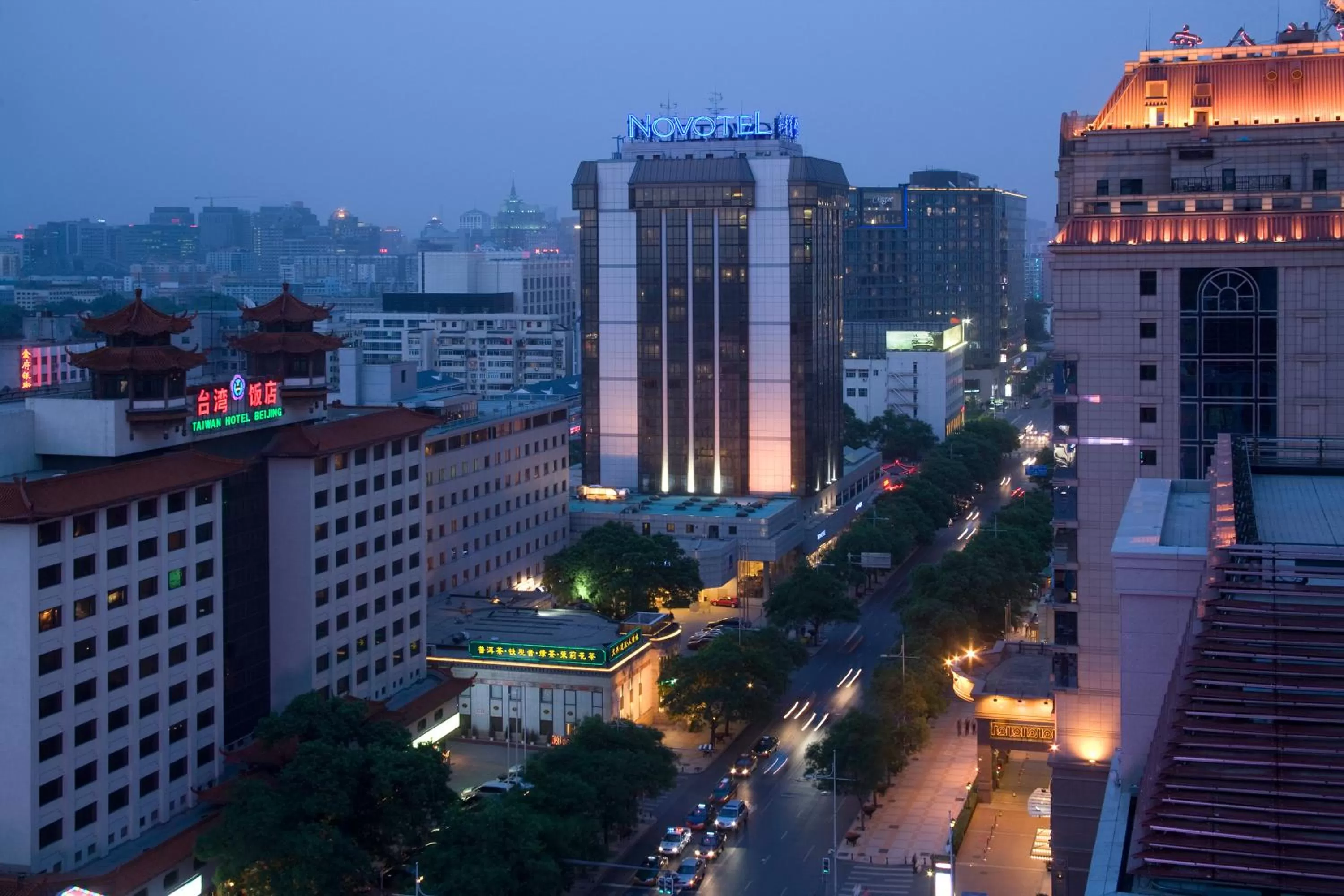 Facade/entrance in Novotel Beijing Peace