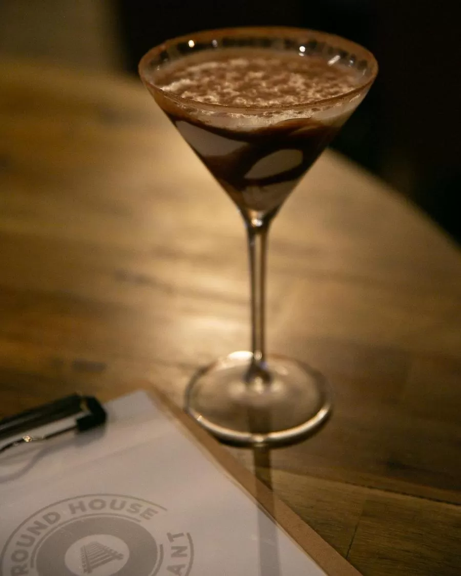 Restaurant/places to eat in The Crossing Motel