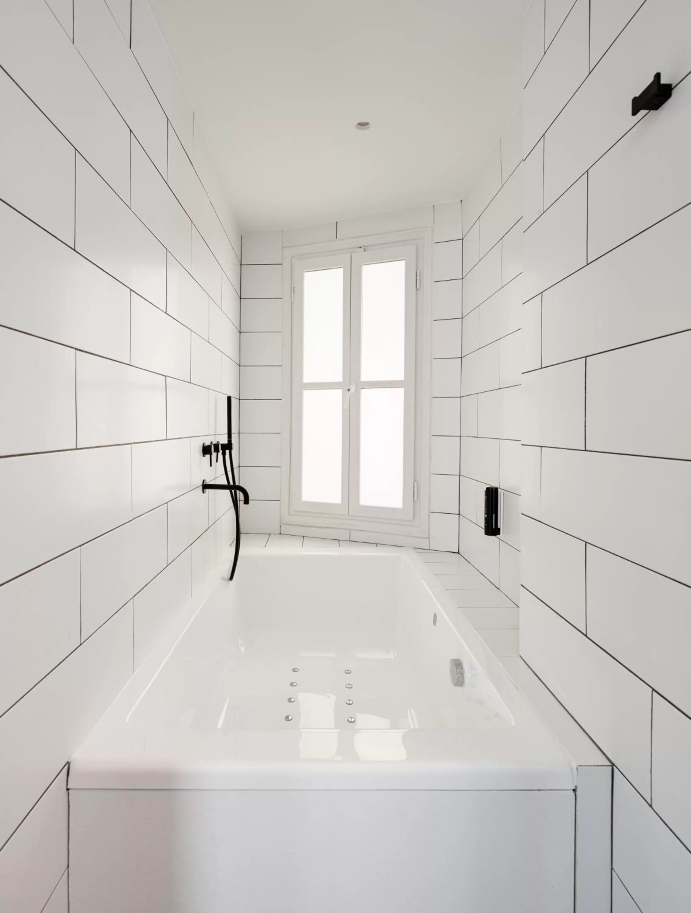 Hot Tub in Colors Urban Hotel Thessaloniki