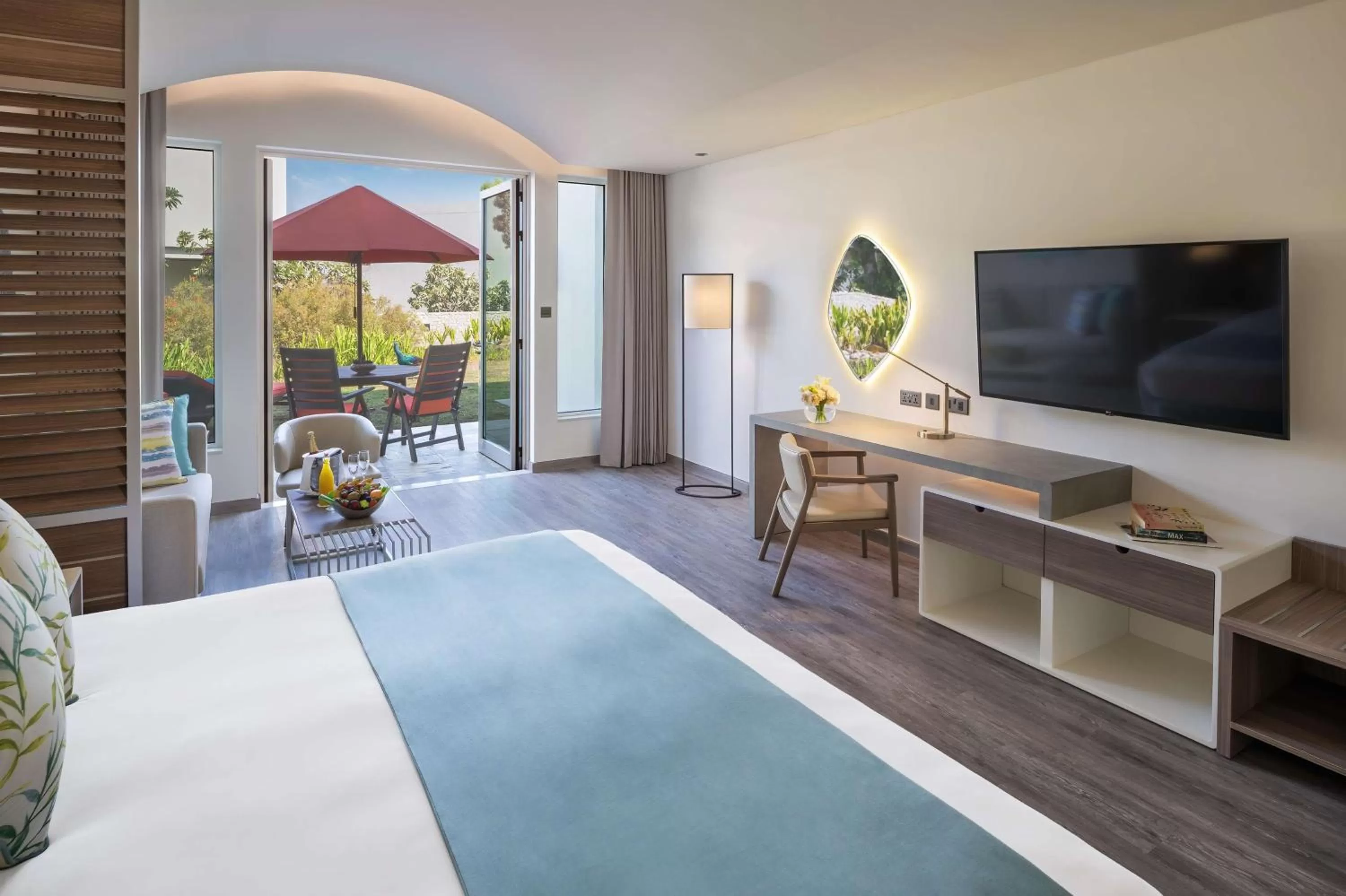 Bedroom, Bed in JA Palm Tree Court, Dubai