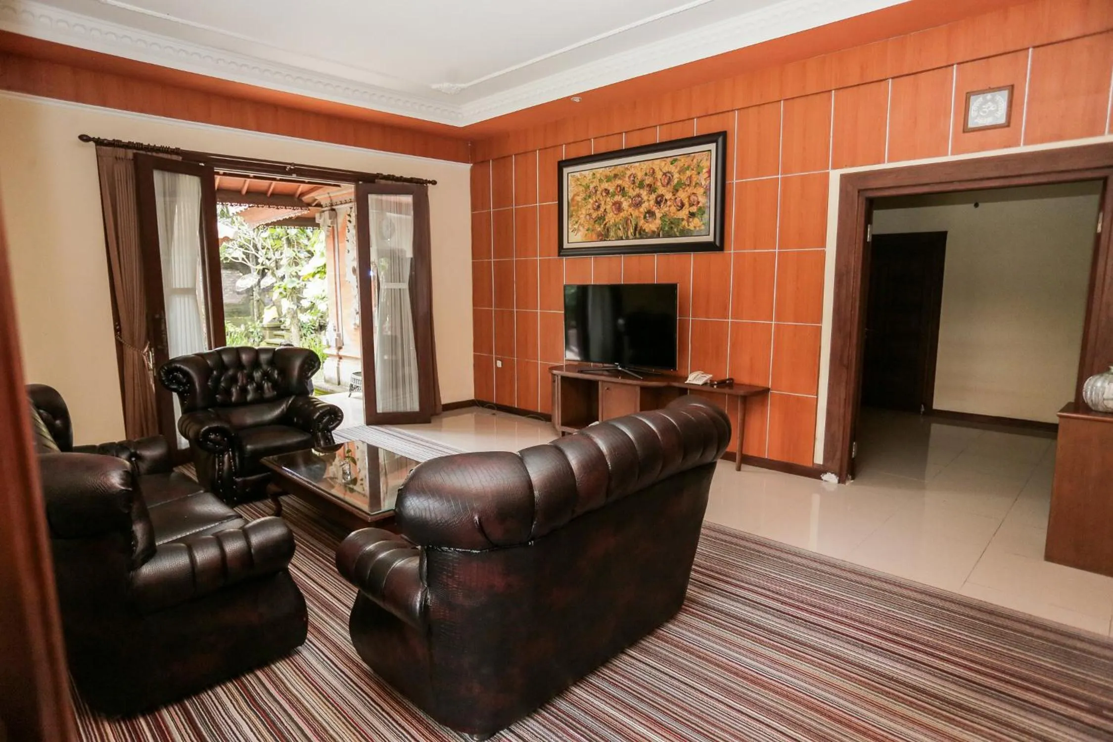 Living room in Ubud Hotel & Cottages