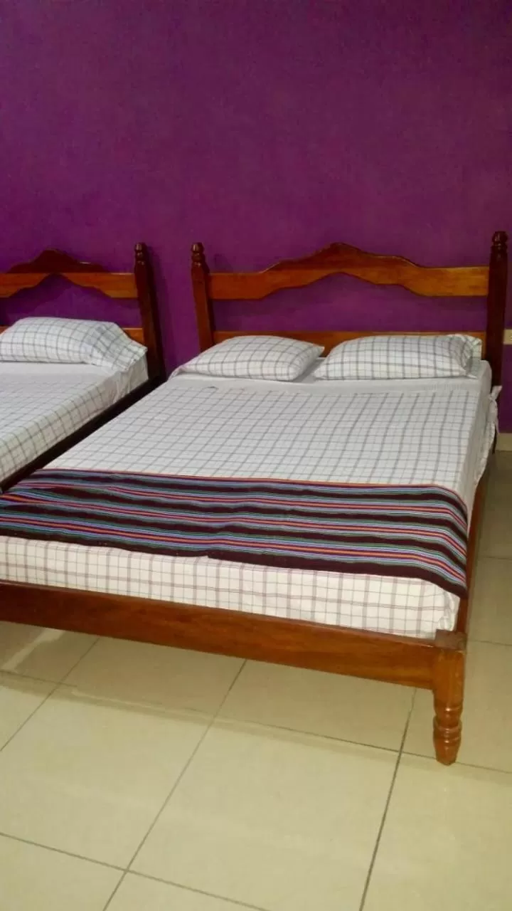Bed in Hotel & Hostal Yaxkin Copan