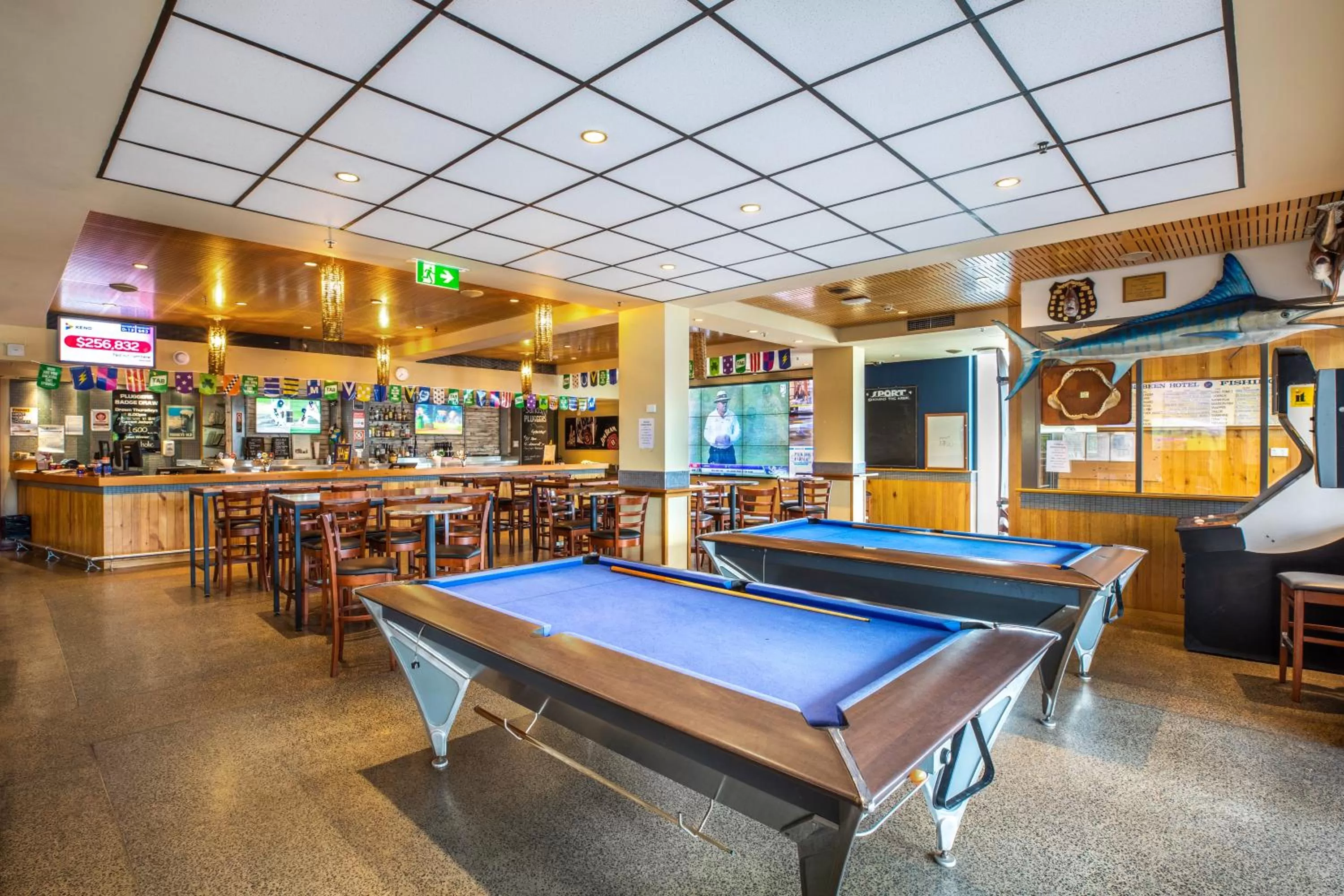 Billiard in Nightelier Narrabeen