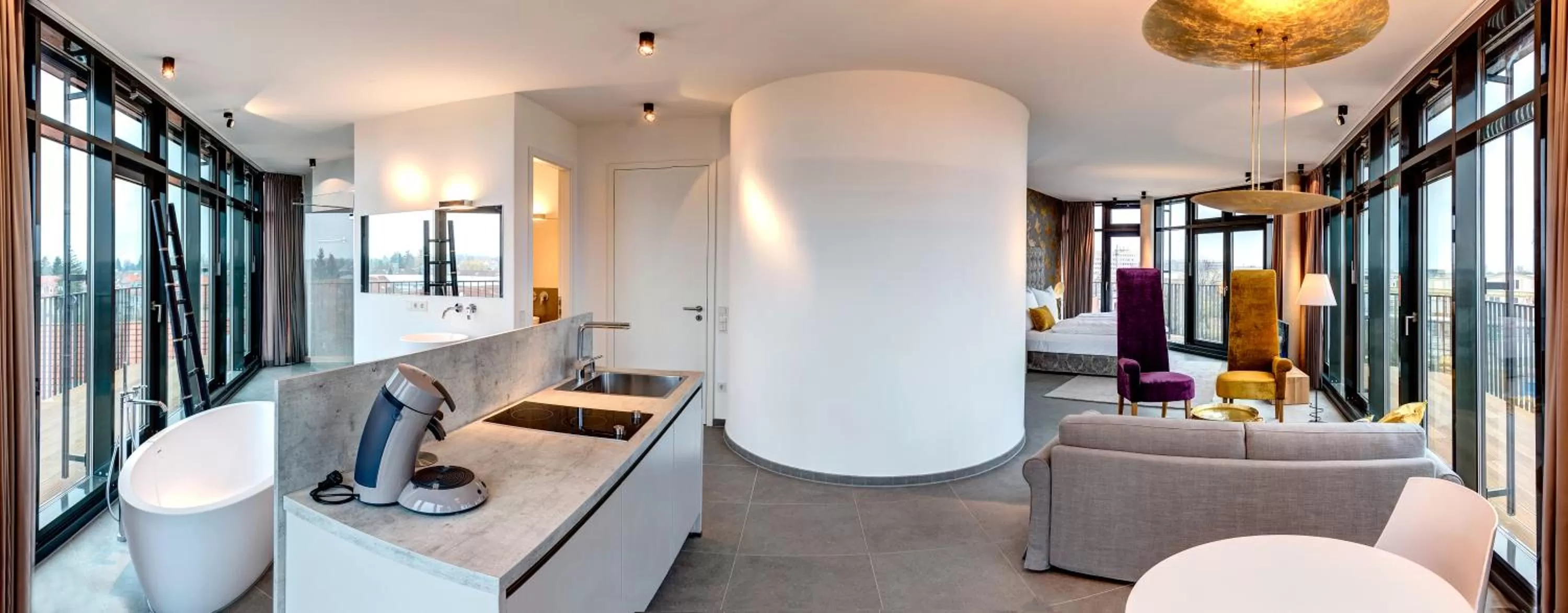 Day in Hotel im Bunker