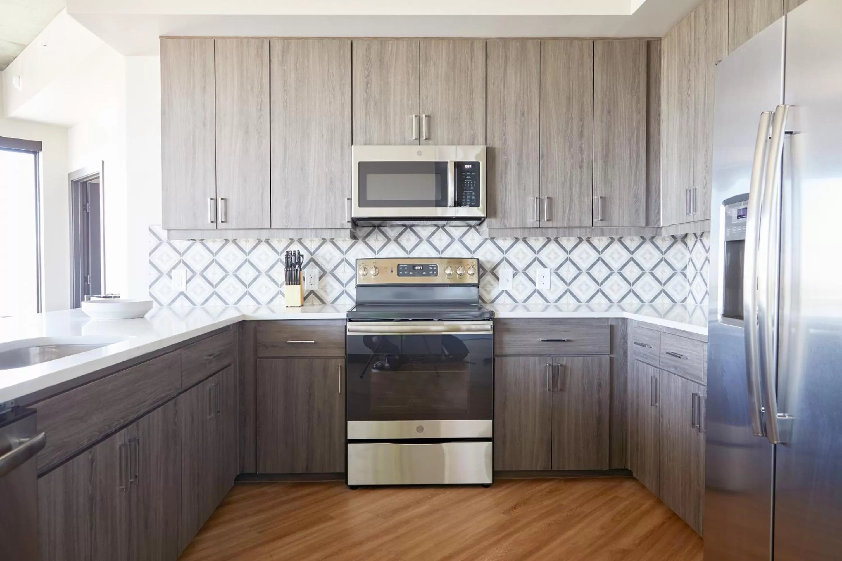 Three-Bedroom Apartment in Sonder by Marriott Bonvoy Mill Ave Apartments Tempe