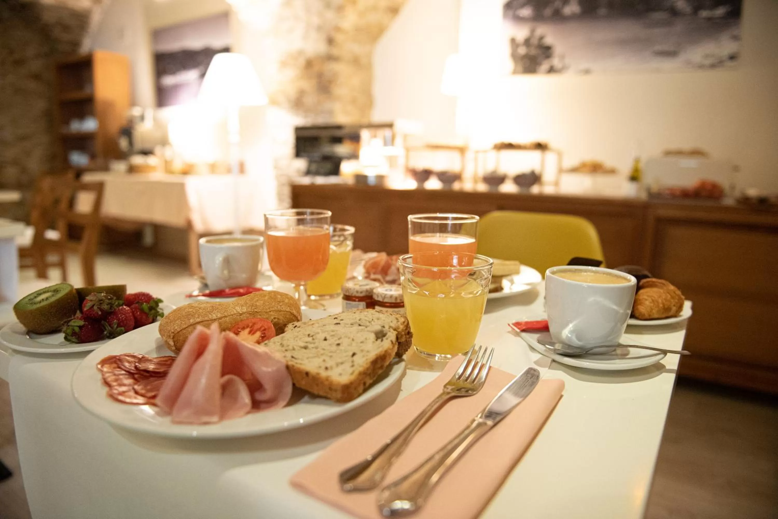 Food and drinks in El Petit Convent