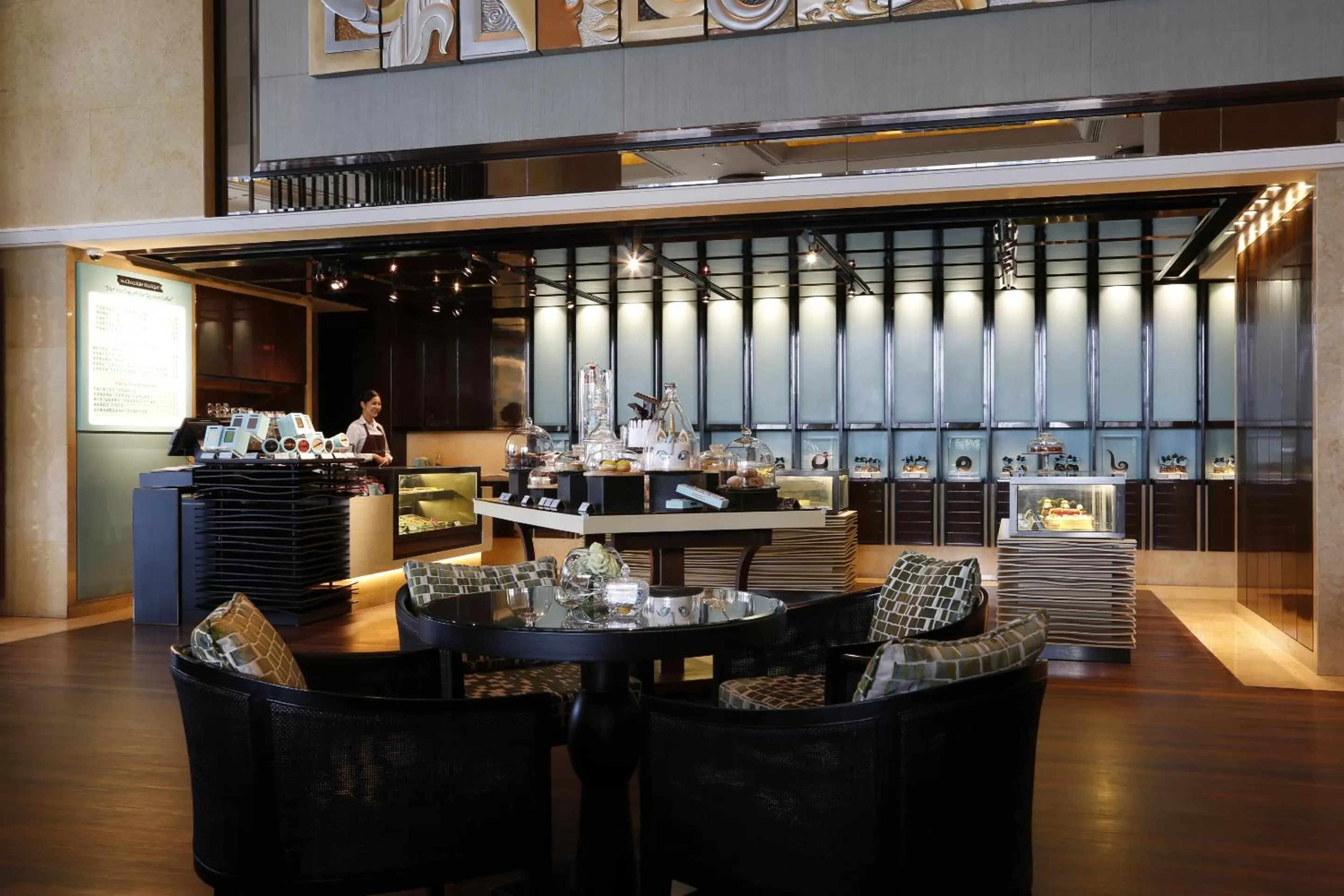 Restaurant/places to eat in Shangri-La Bangkok