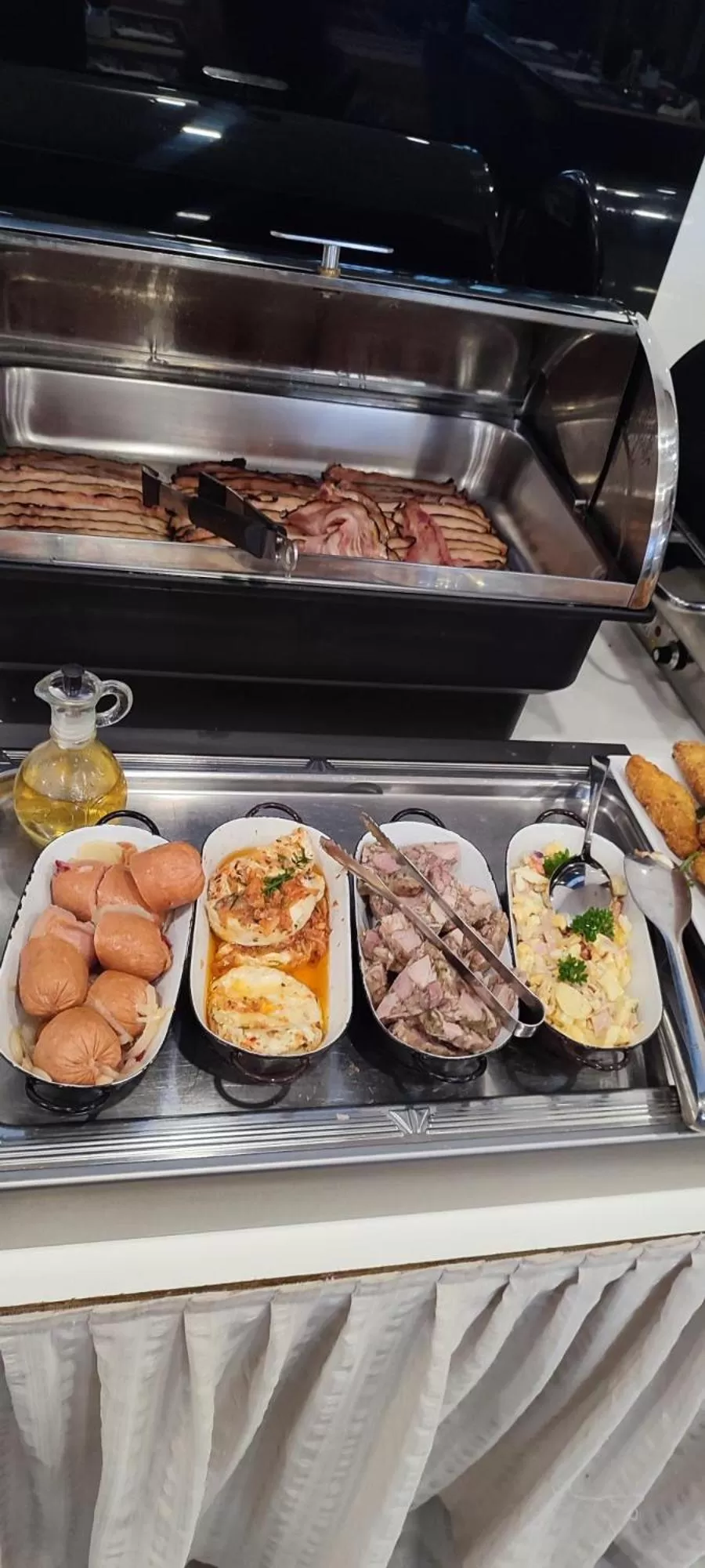 Buffet breakfast in Hotel Plzeň