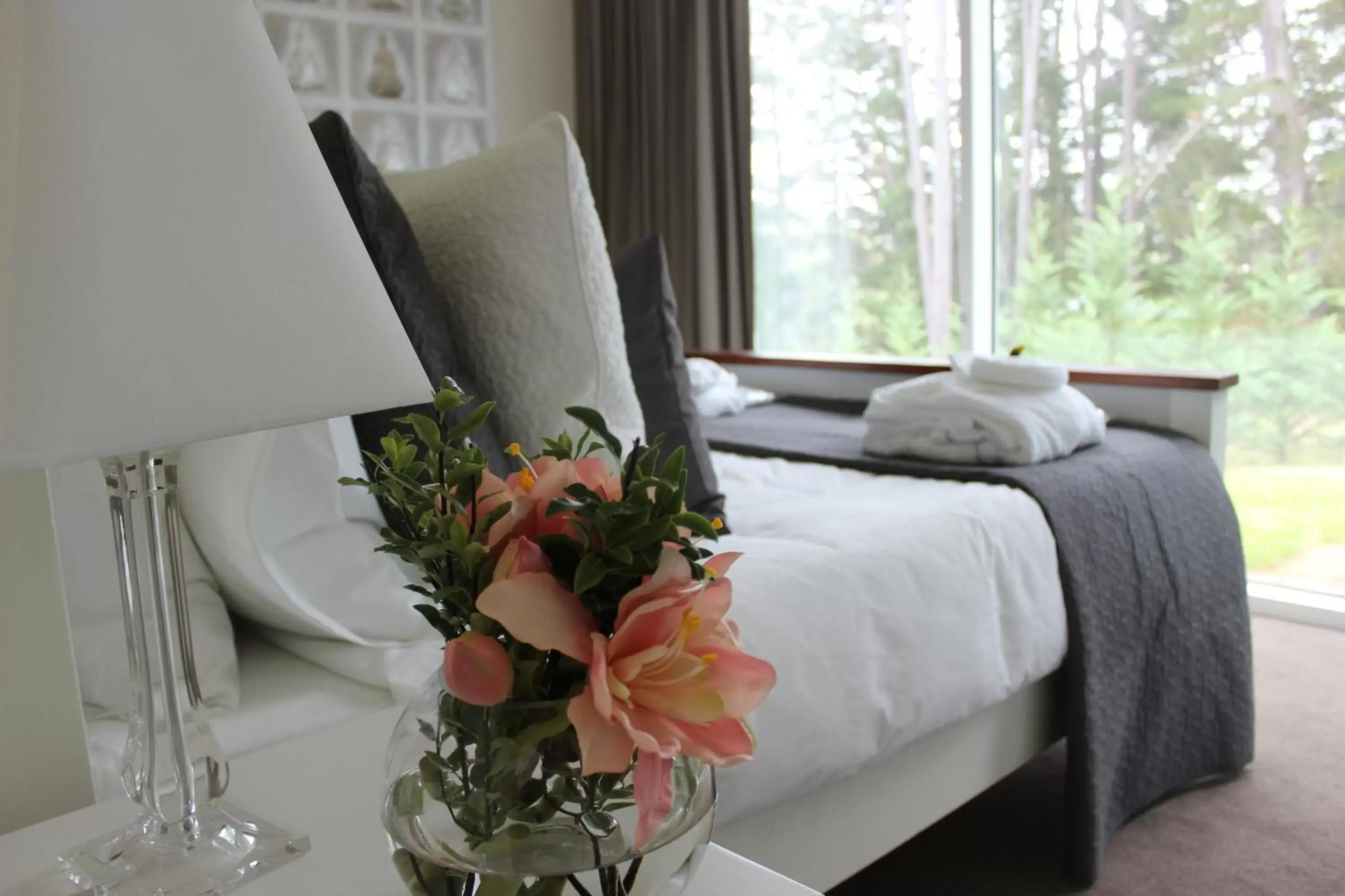 Queen Room with Garden View in Pirralilla Estate Adelaide Hills Queen Room with Garden View in Pirralilla Estate Adelaide Hills