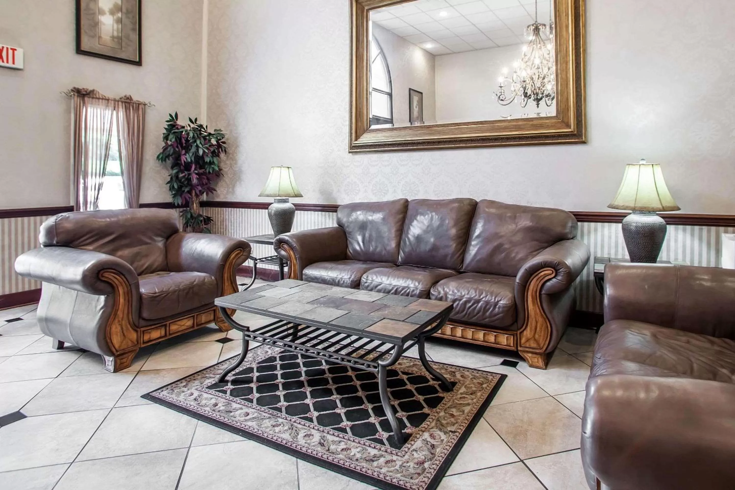 Lobby or reception in Comfort Inn Feasterville - Trevose