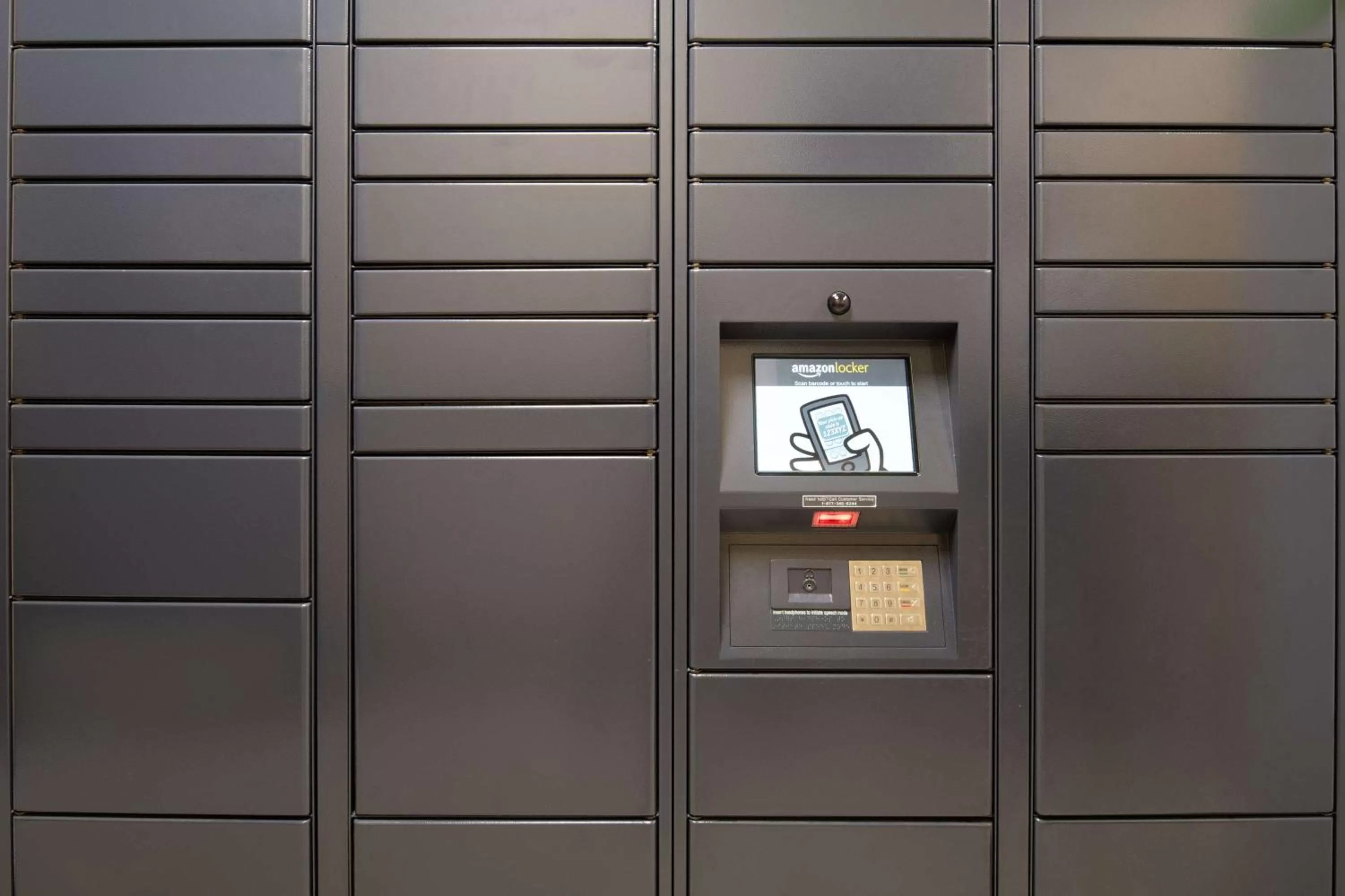 Lobby or reception in Embassy Suites By Hilton Seattle - Tacoma International Airport