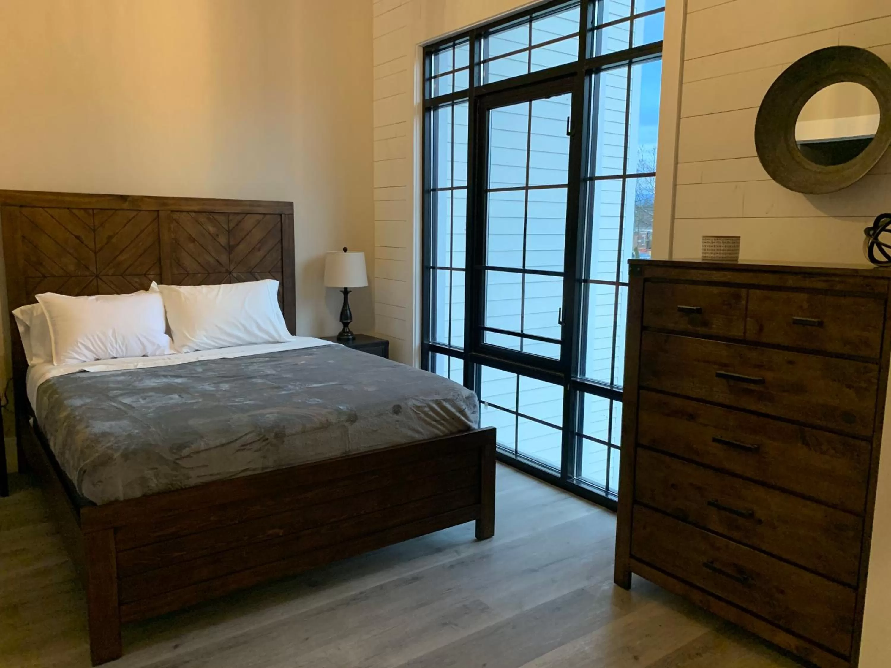 Bedroom, Bed in Central Hotel, Ascend Hotel Collection